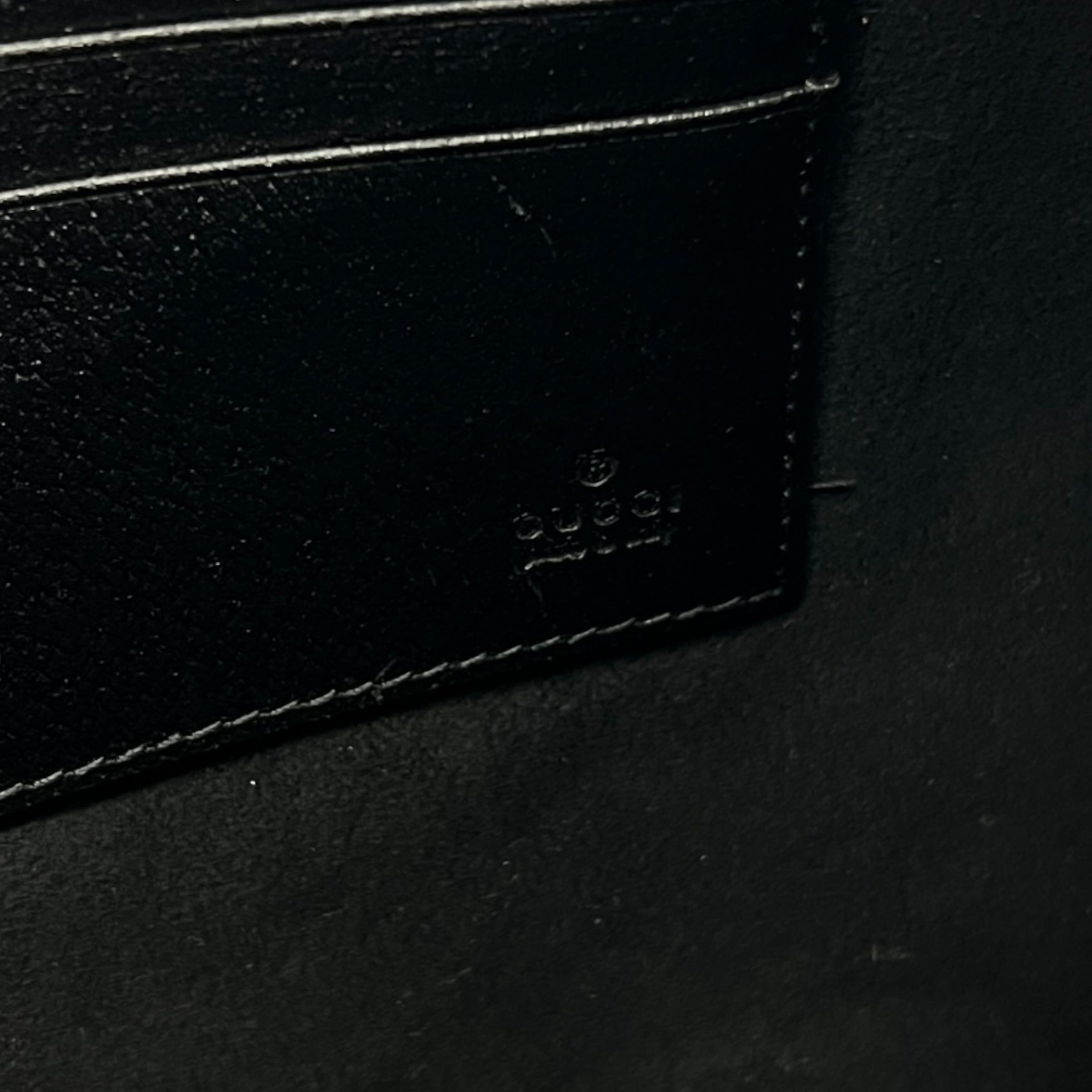 Pochette con laccio