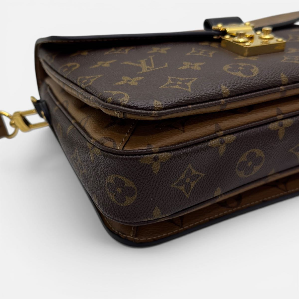 Pochette Métis Monogram Reverse