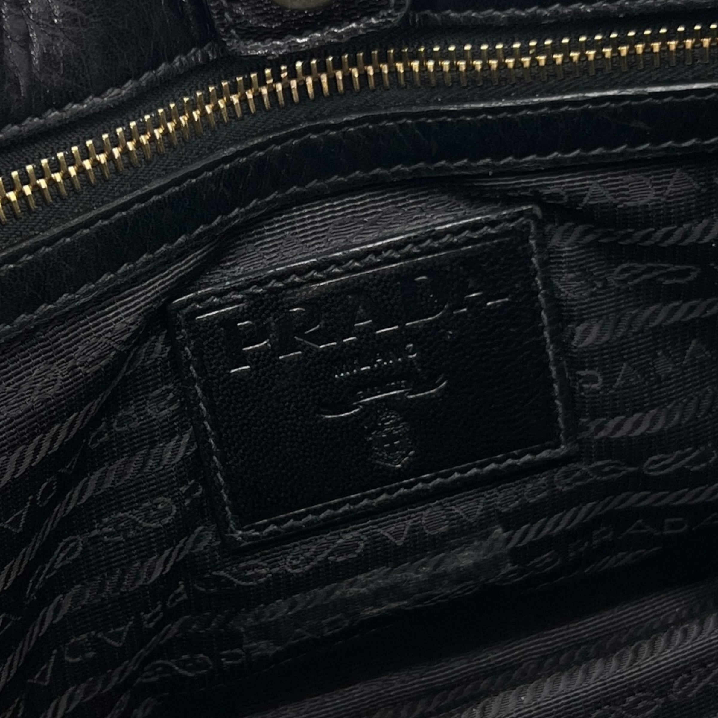 Borsa in pelle intrecciata