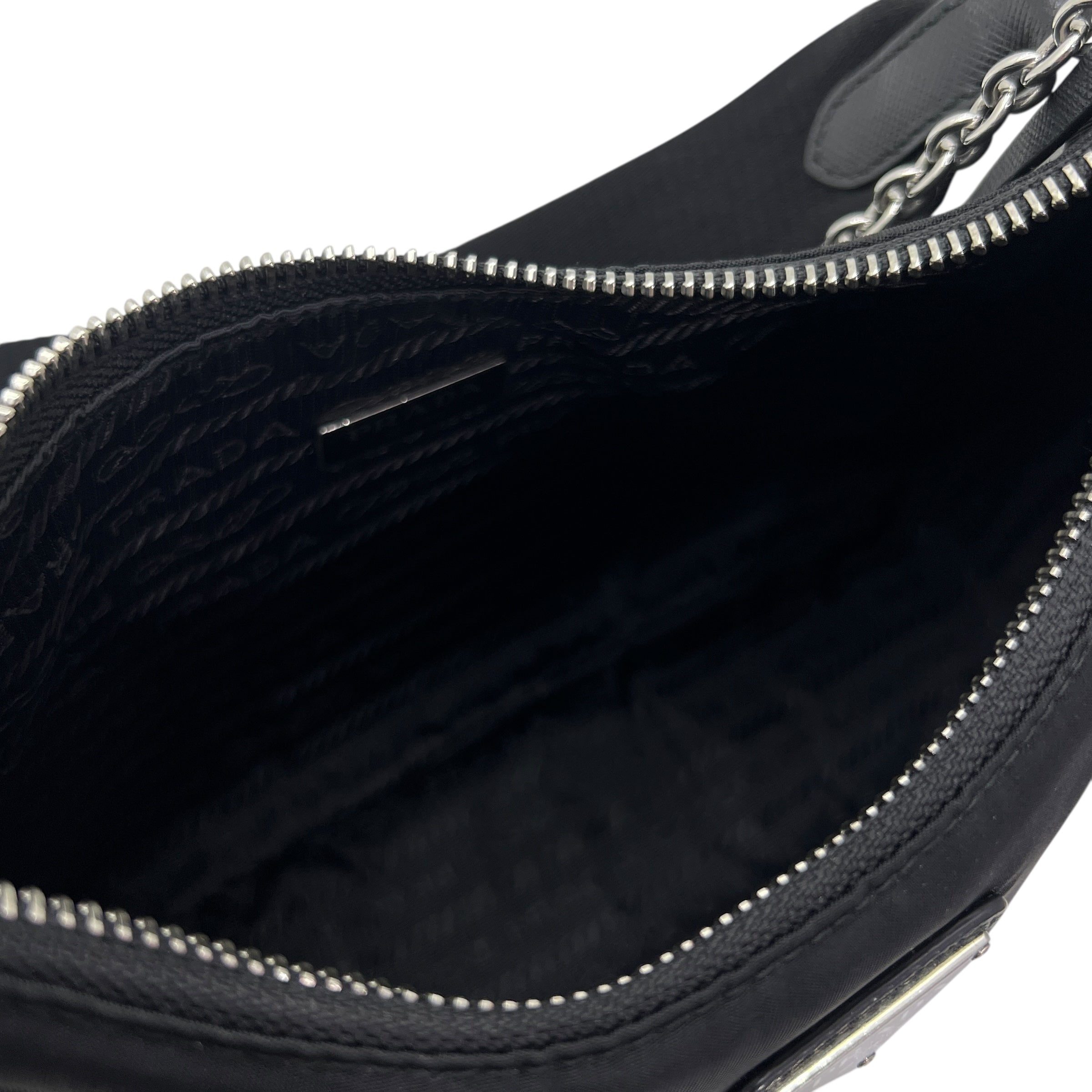 Borsa Prada Re-Edition 2005 in Re-Nylon