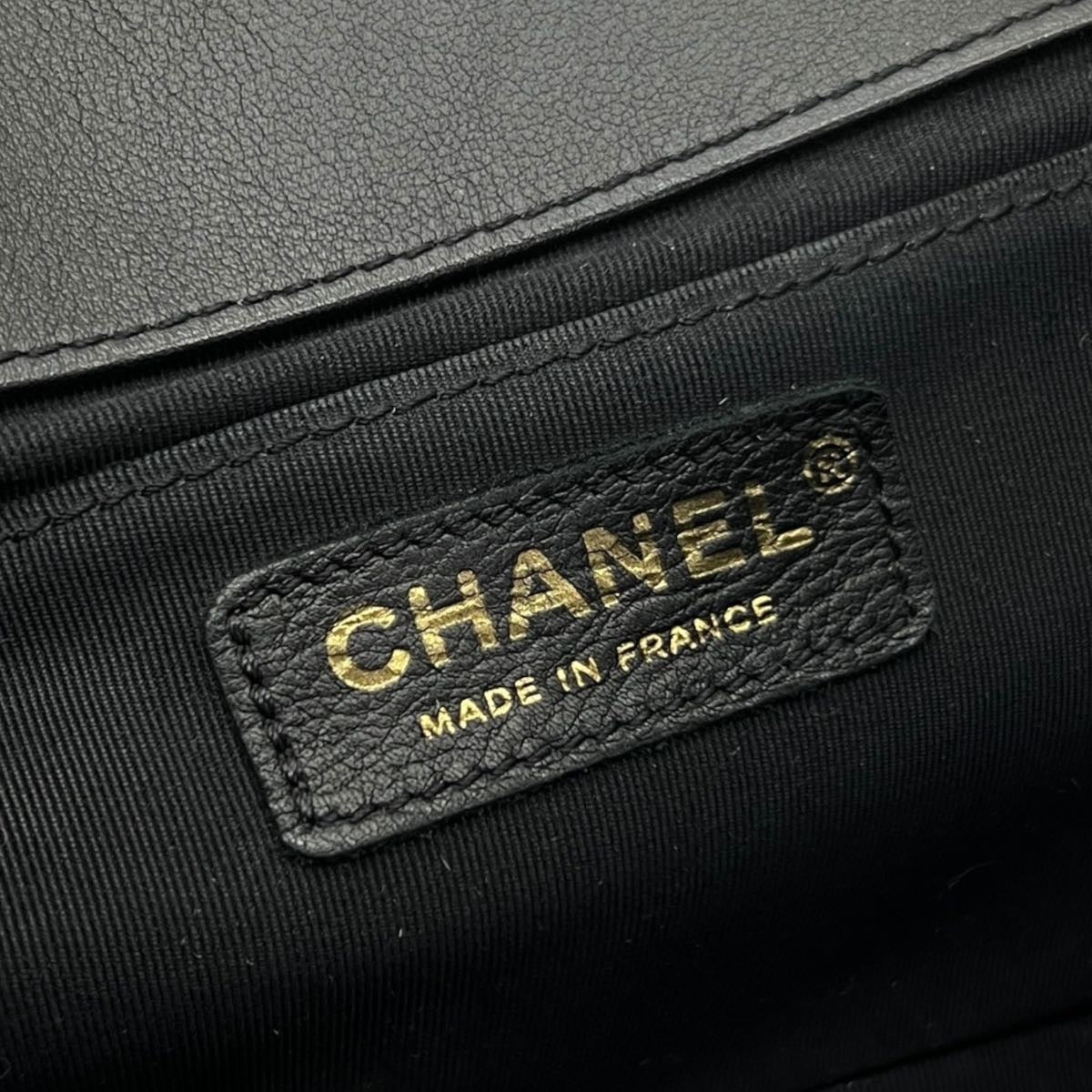 CHANEL BORSA BOY