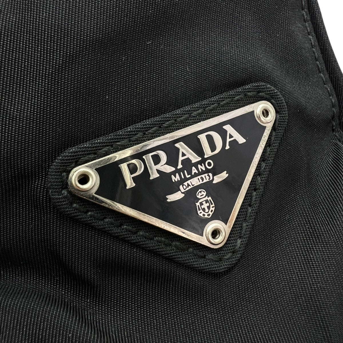 PRADA BORSA A SPALLA IN NYLON