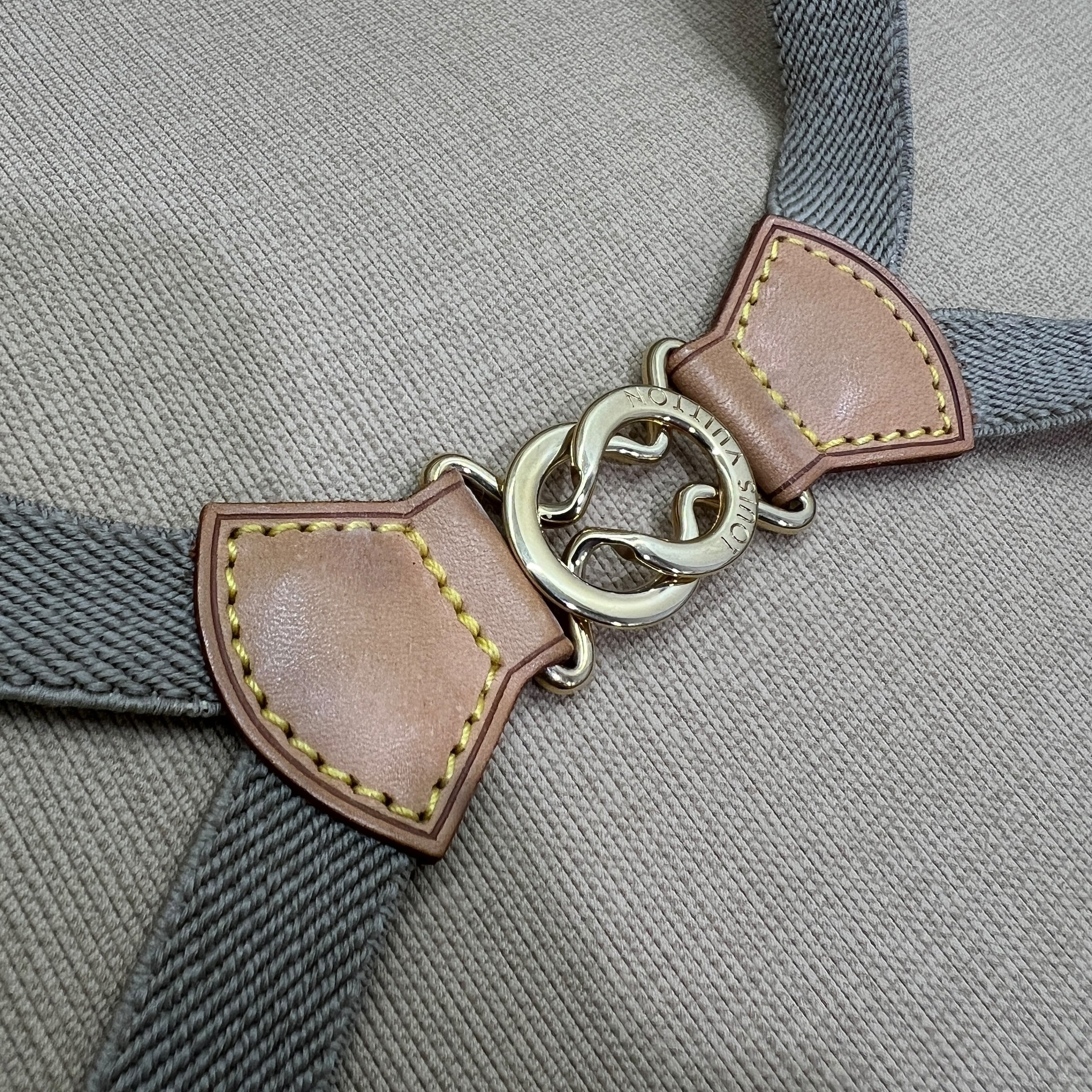 Satellite 53 Valigia semirigida con tracolla