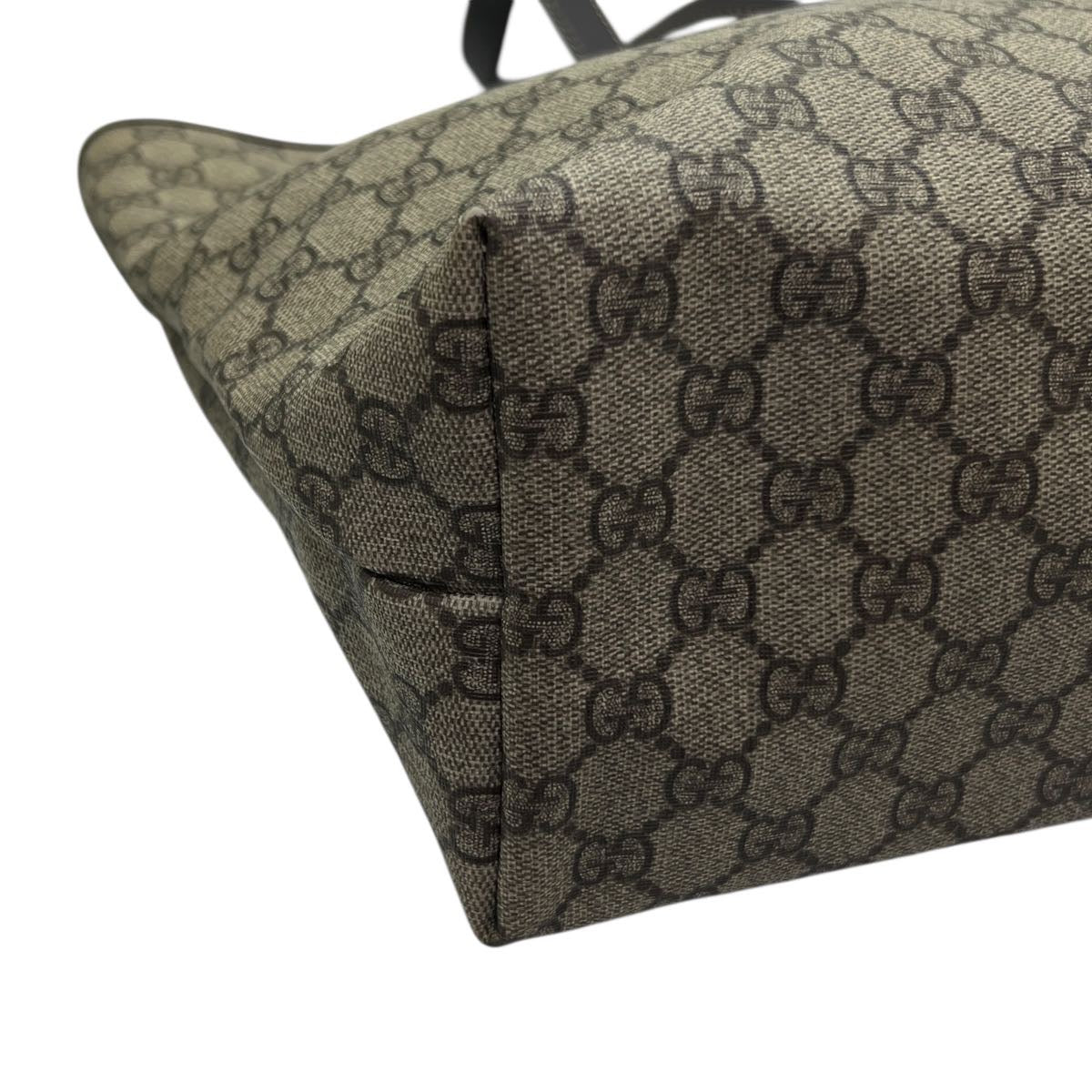 GUCCI BORSA SHOPPING IN GG SUPREME