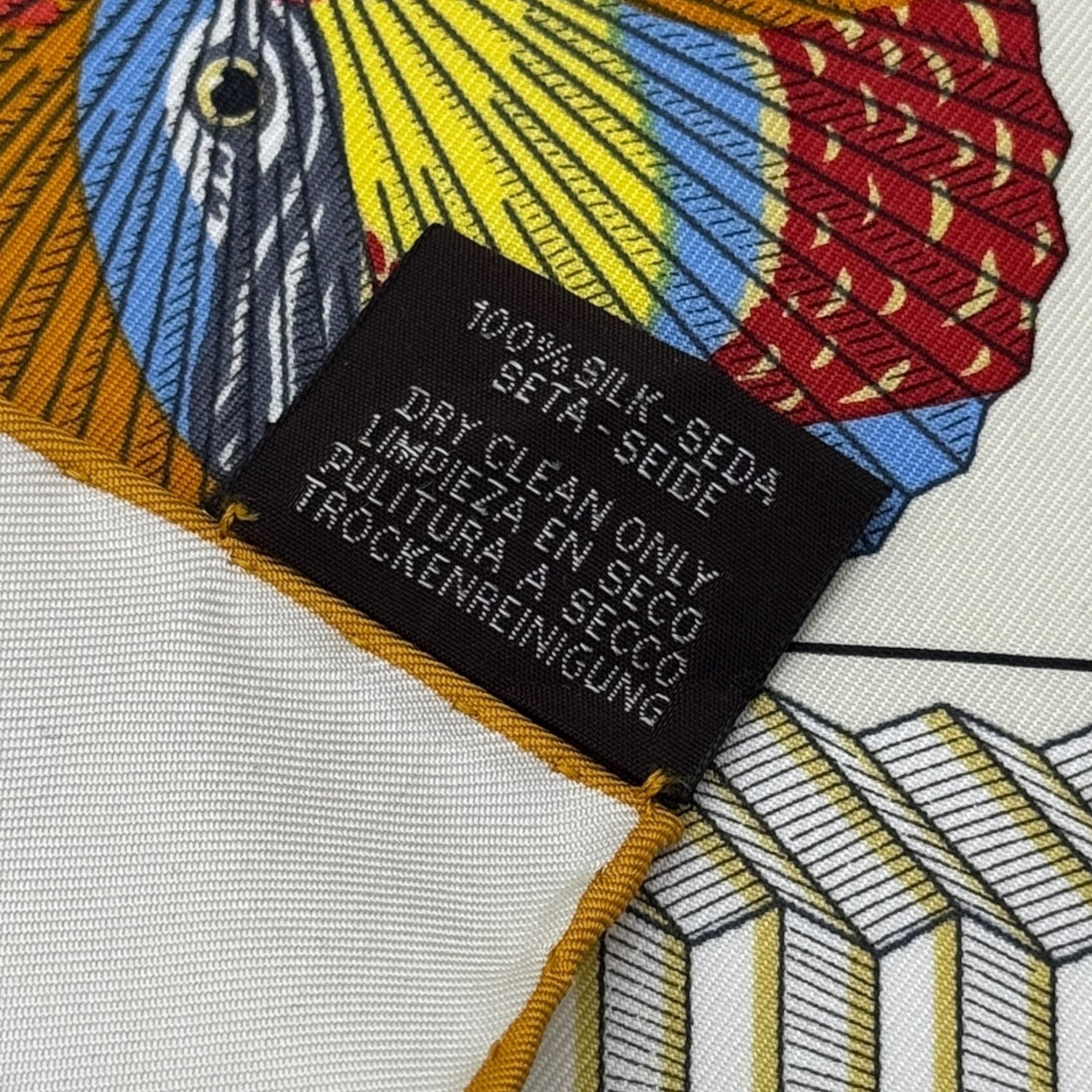 Foulard Lanternes Ballons & Cocardes 40