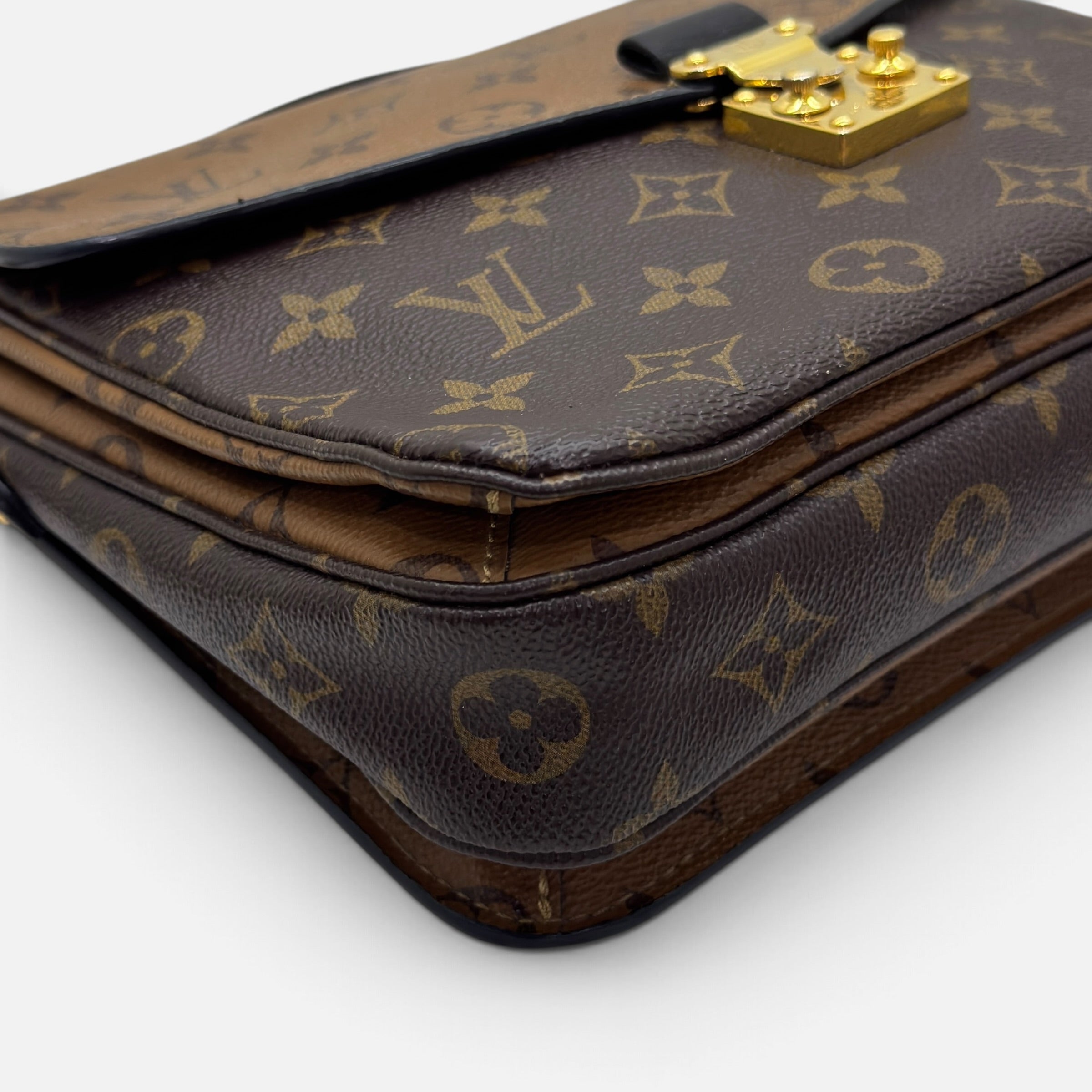 Pochette Métis Monogram Reverse
