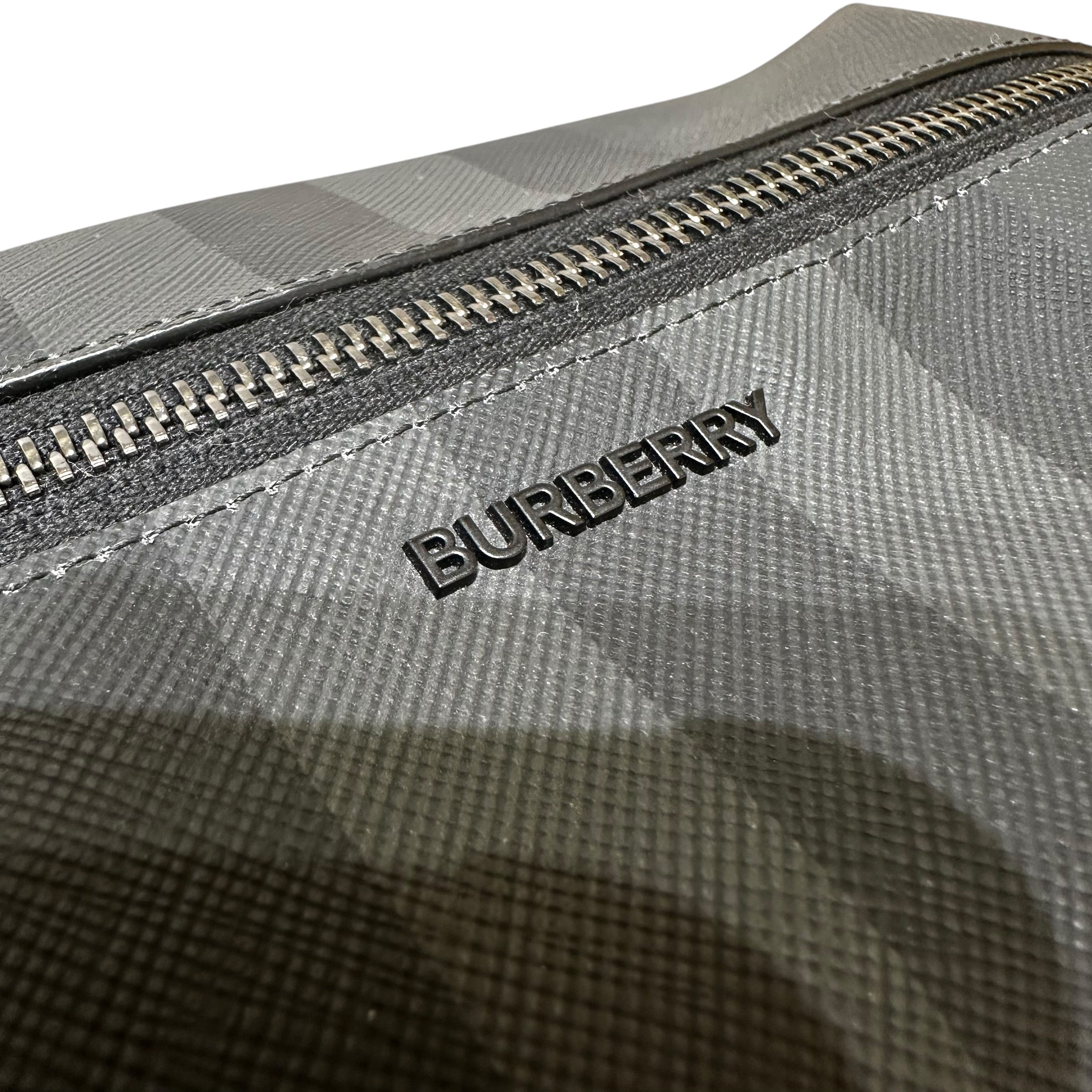 Trousse da viaggio in pelle e check