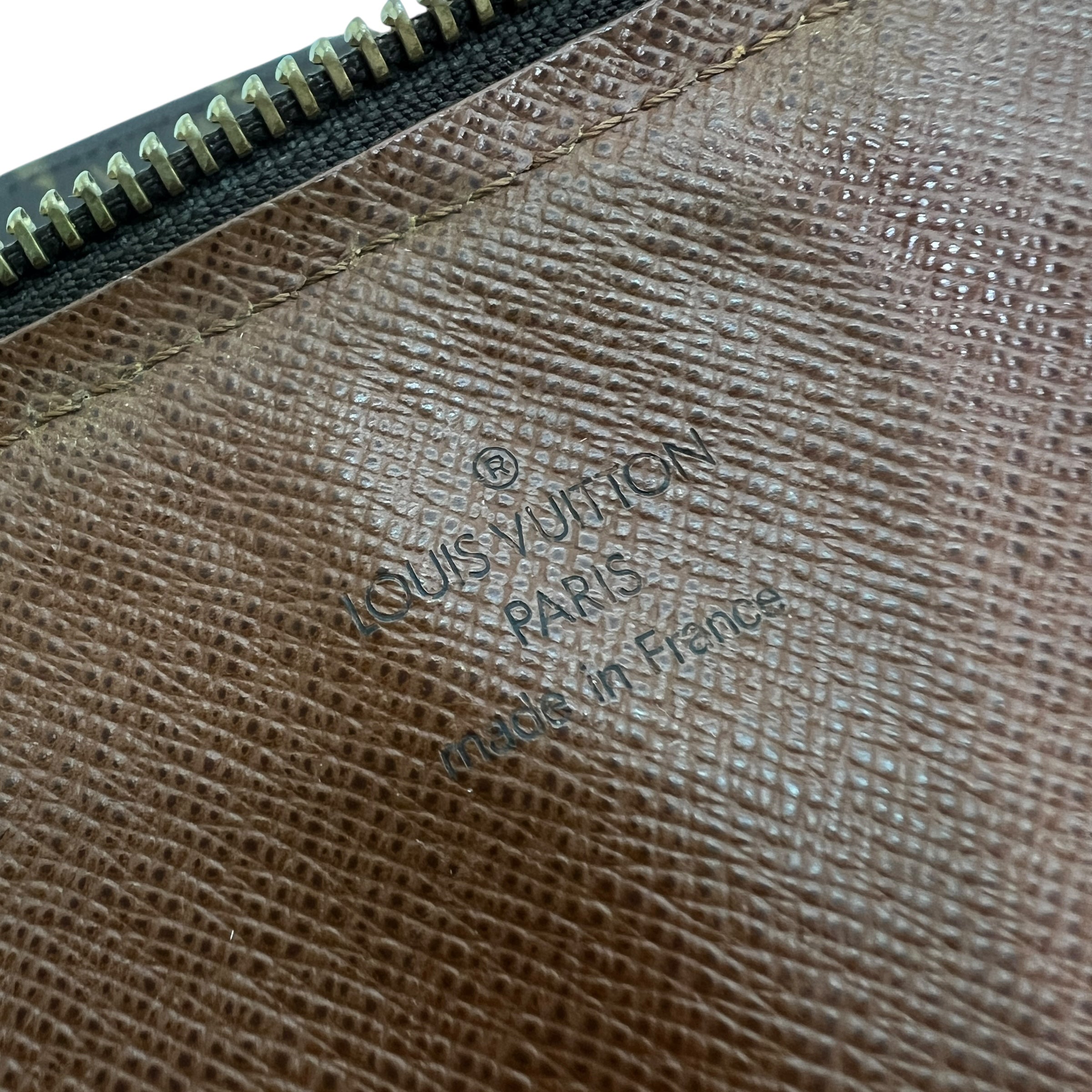Pochette Jour GM Monogram