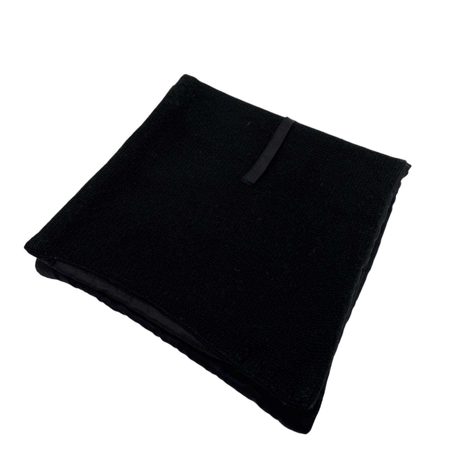 Prada sciarpa vintage in Nylon e lana