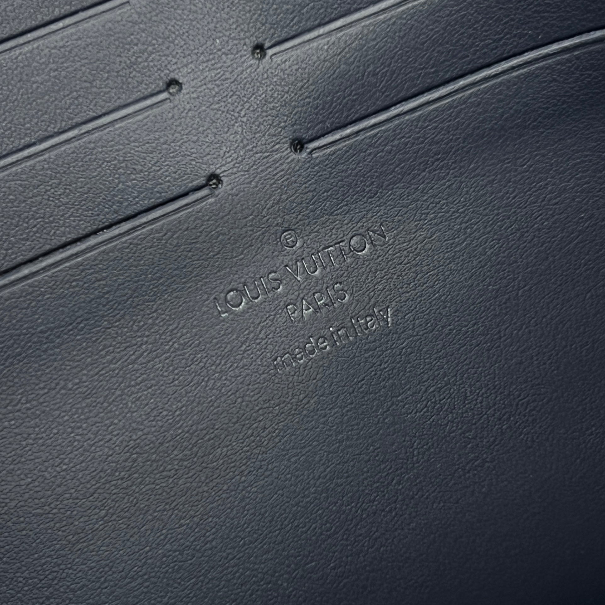 Pochette Voyage MM Monogram Tapestry