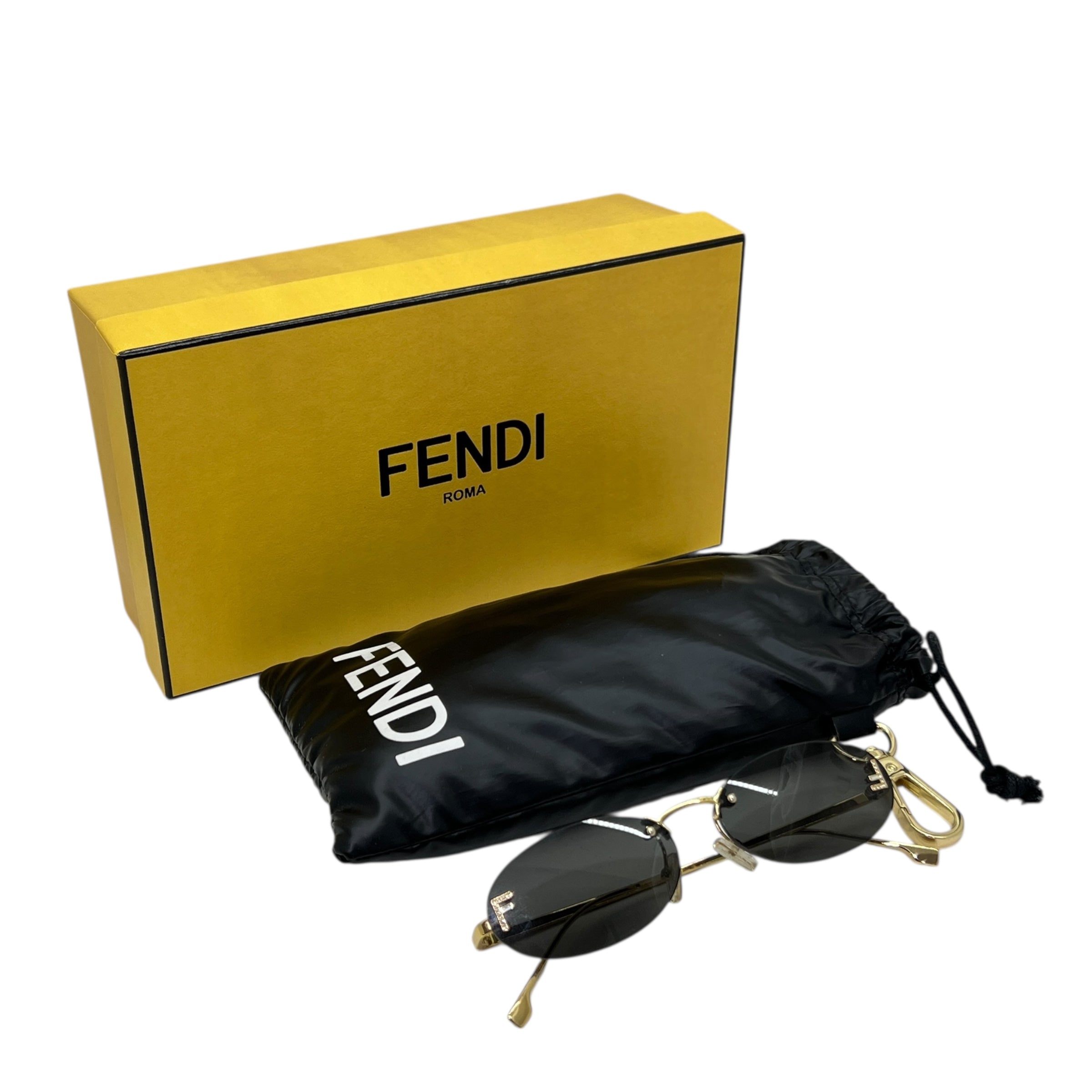 Occhiali da sole rotondi