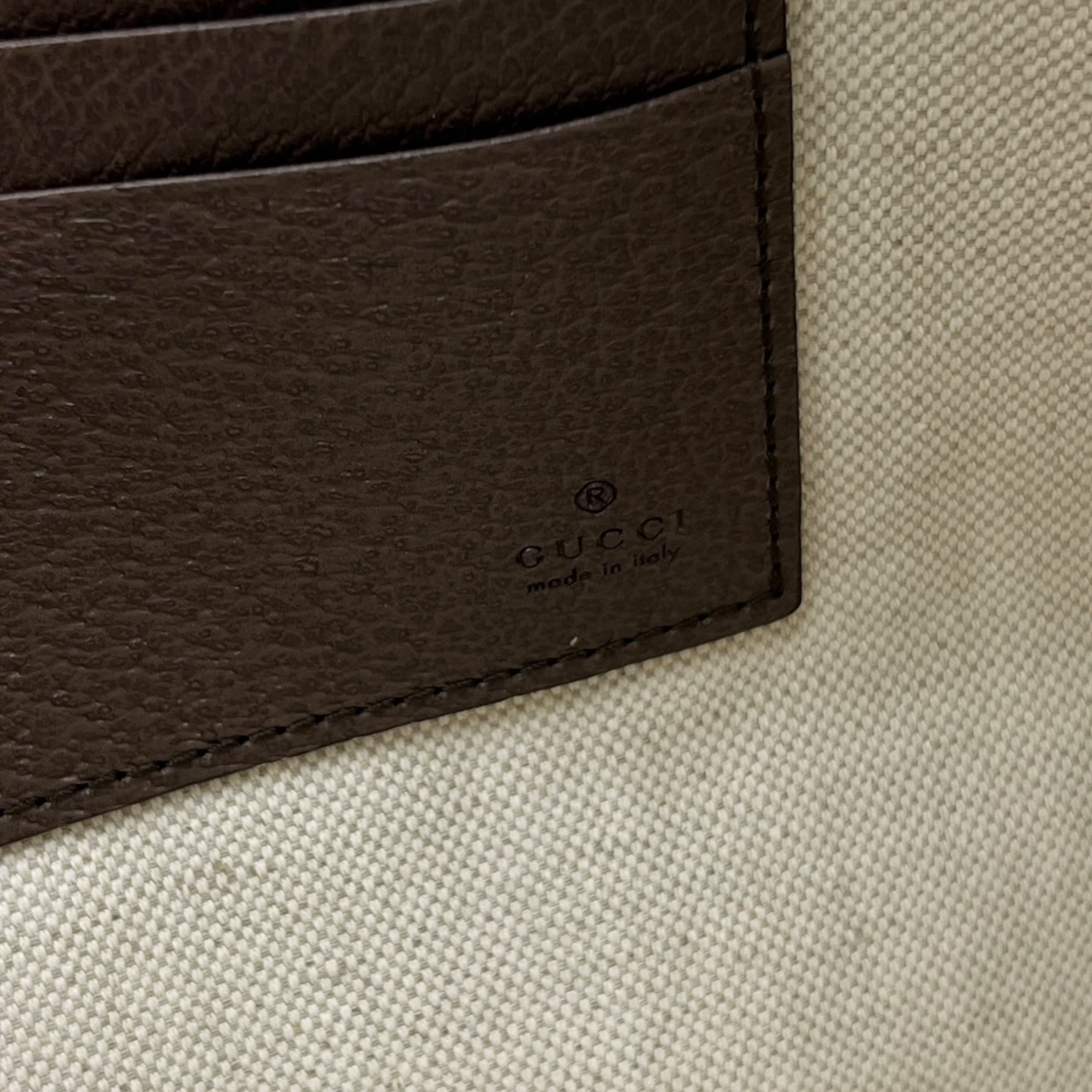 Pochette Courrier GG Supreme