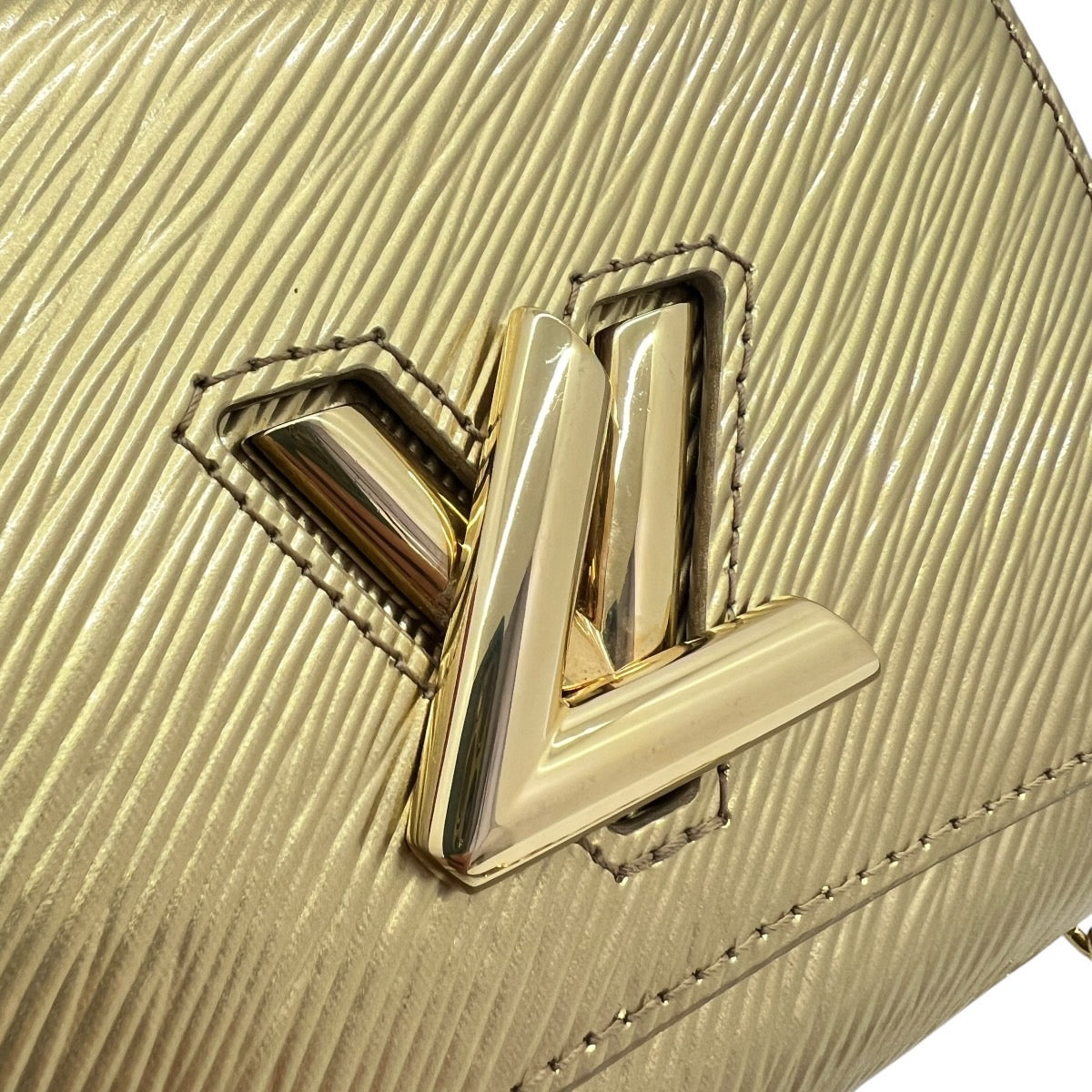 LOUIS VUITTON TWIST MINI PELLE EPI
