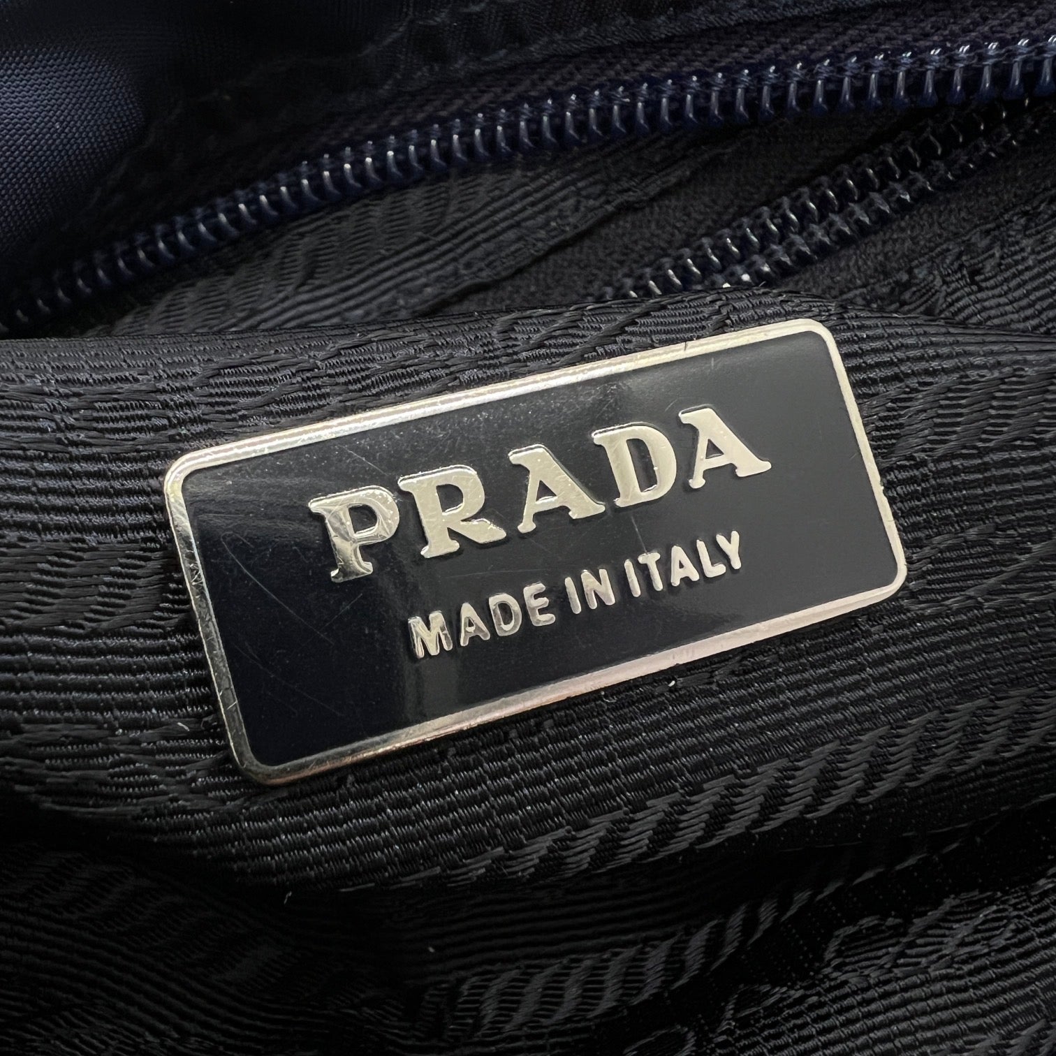 PRADA BORSA A TRACOLLA IN NYLON BLU