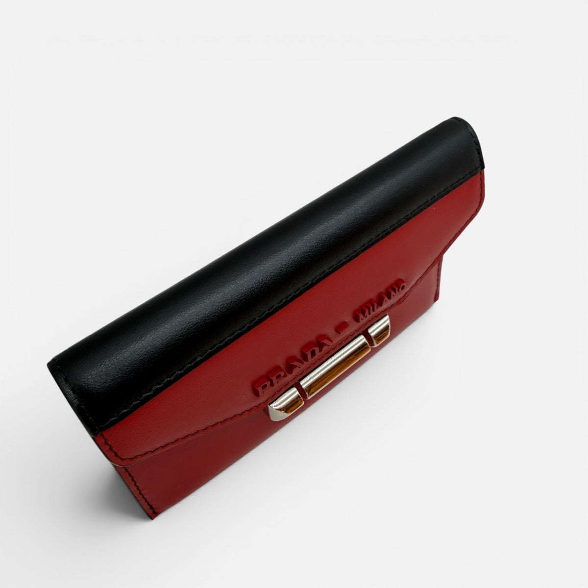 Prada portafoglio con porta carte