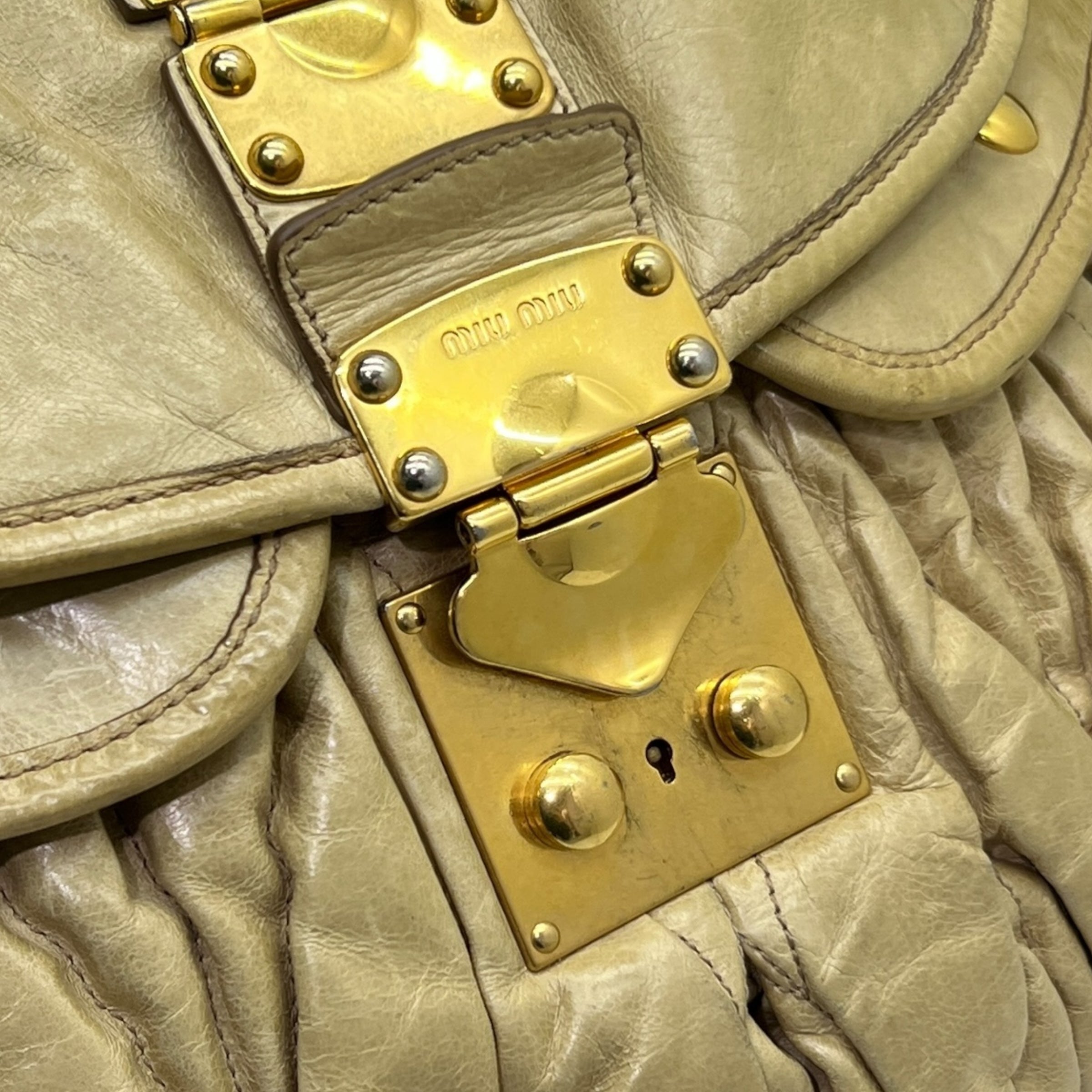 Borsa a spalla in pelle goffrata