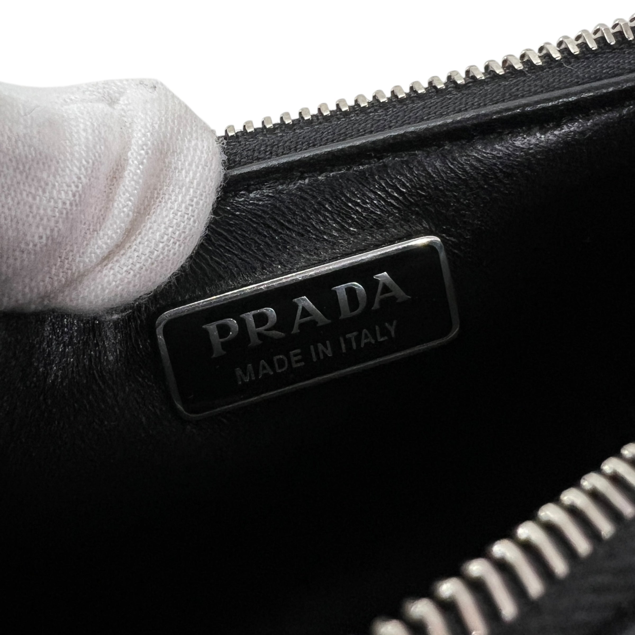 Prada mini borsa in pelle spazzolata