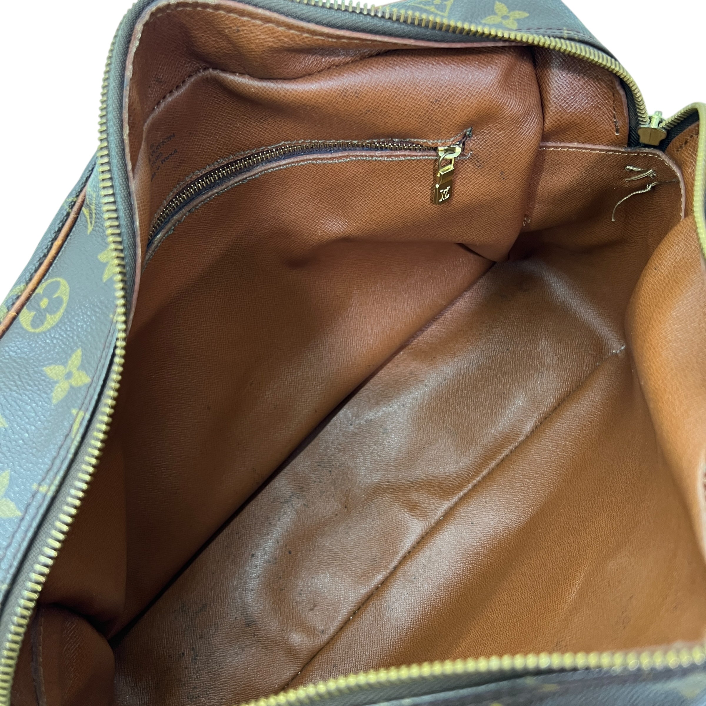 Nil vintage Monogram