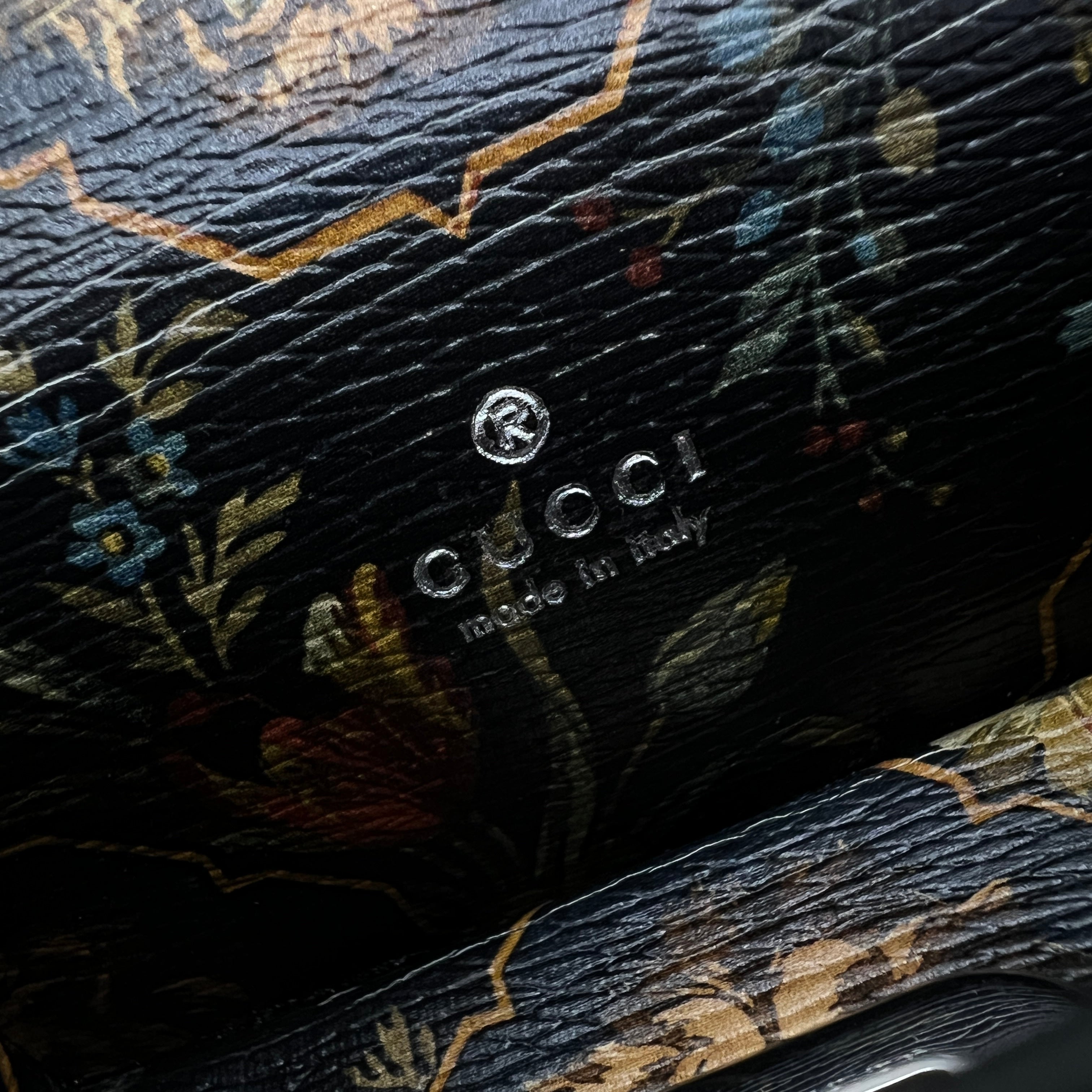 Porta sacchetti igienici con motivo GG