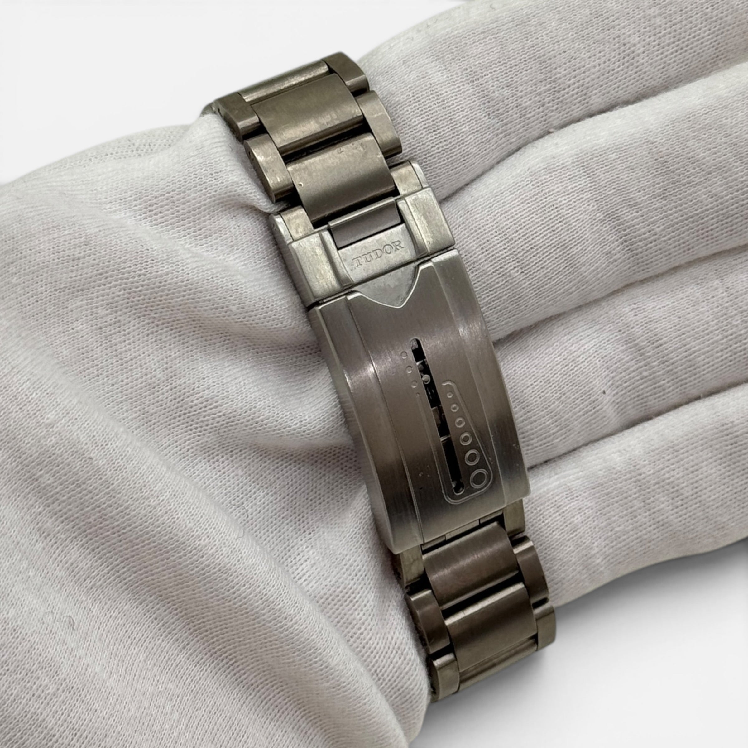 Pelagos 79733N (2019)