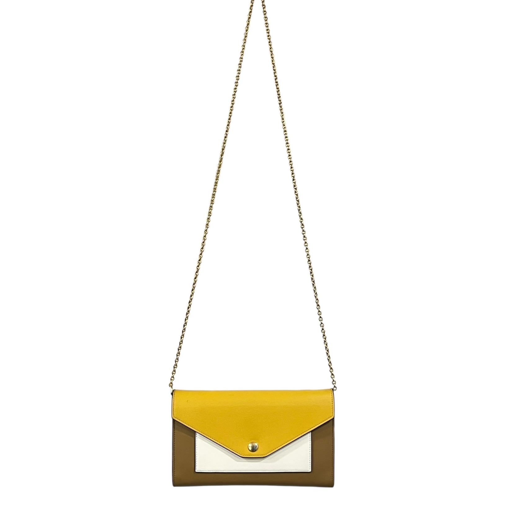 Portafoglio con catena in pelle