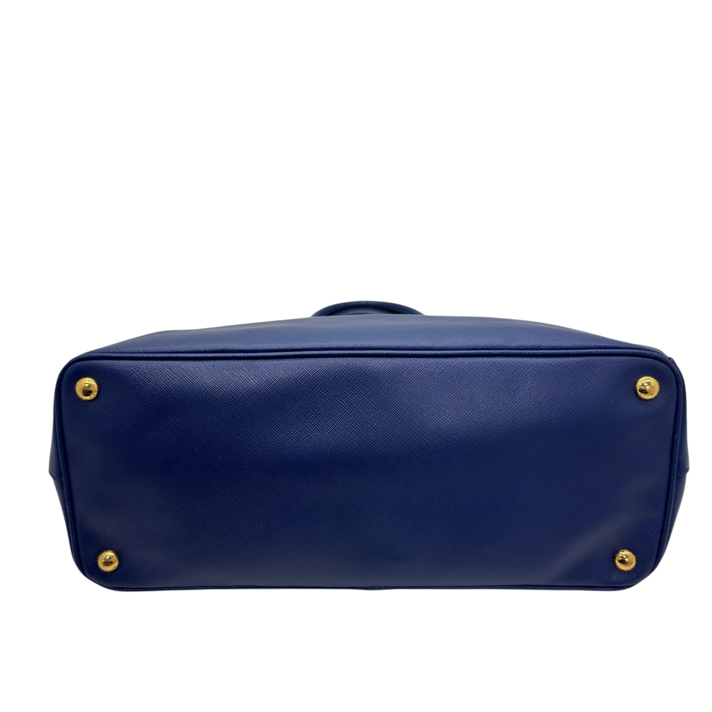 Galleria large a mano in pelle Saffiano