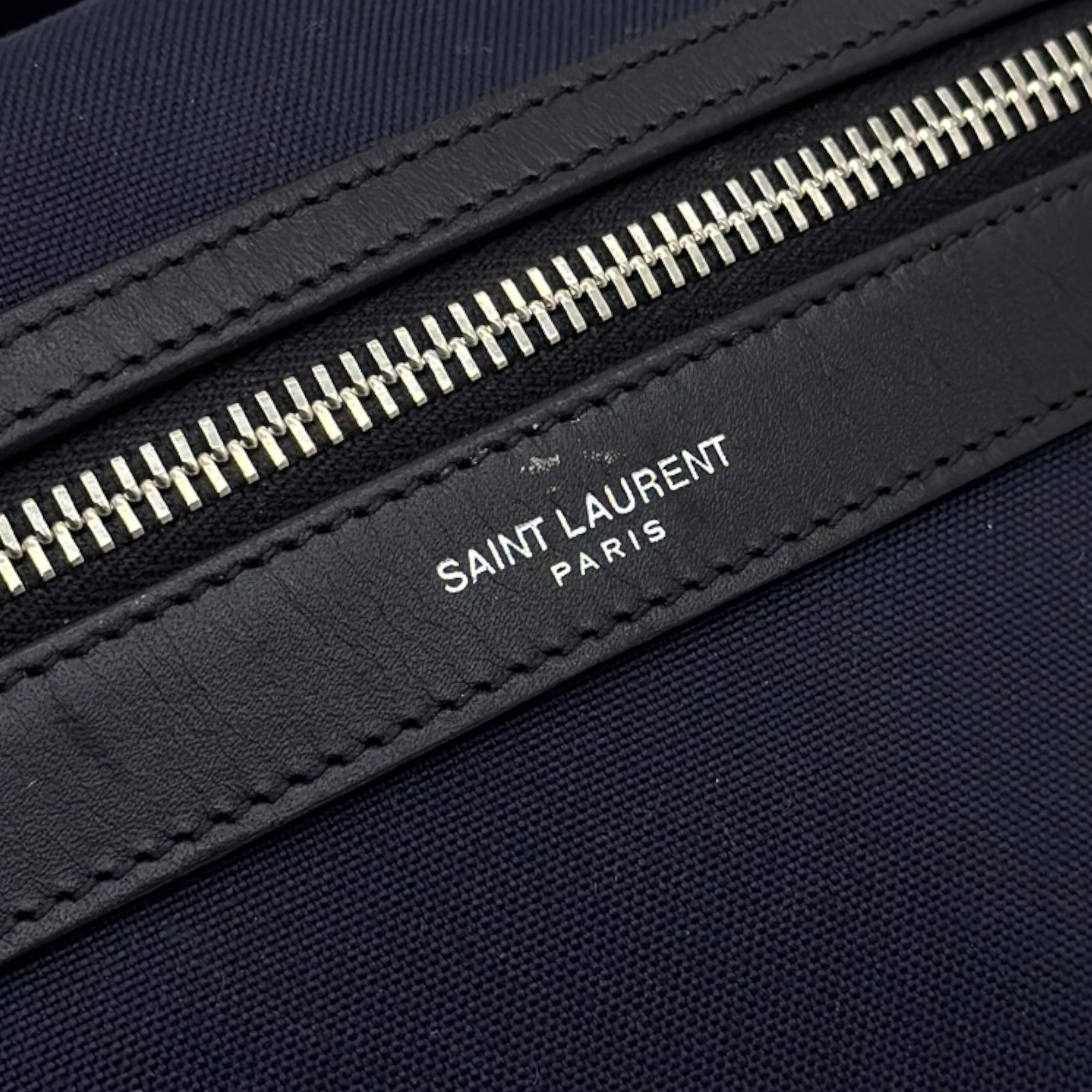 Marsupio in tela e pelle