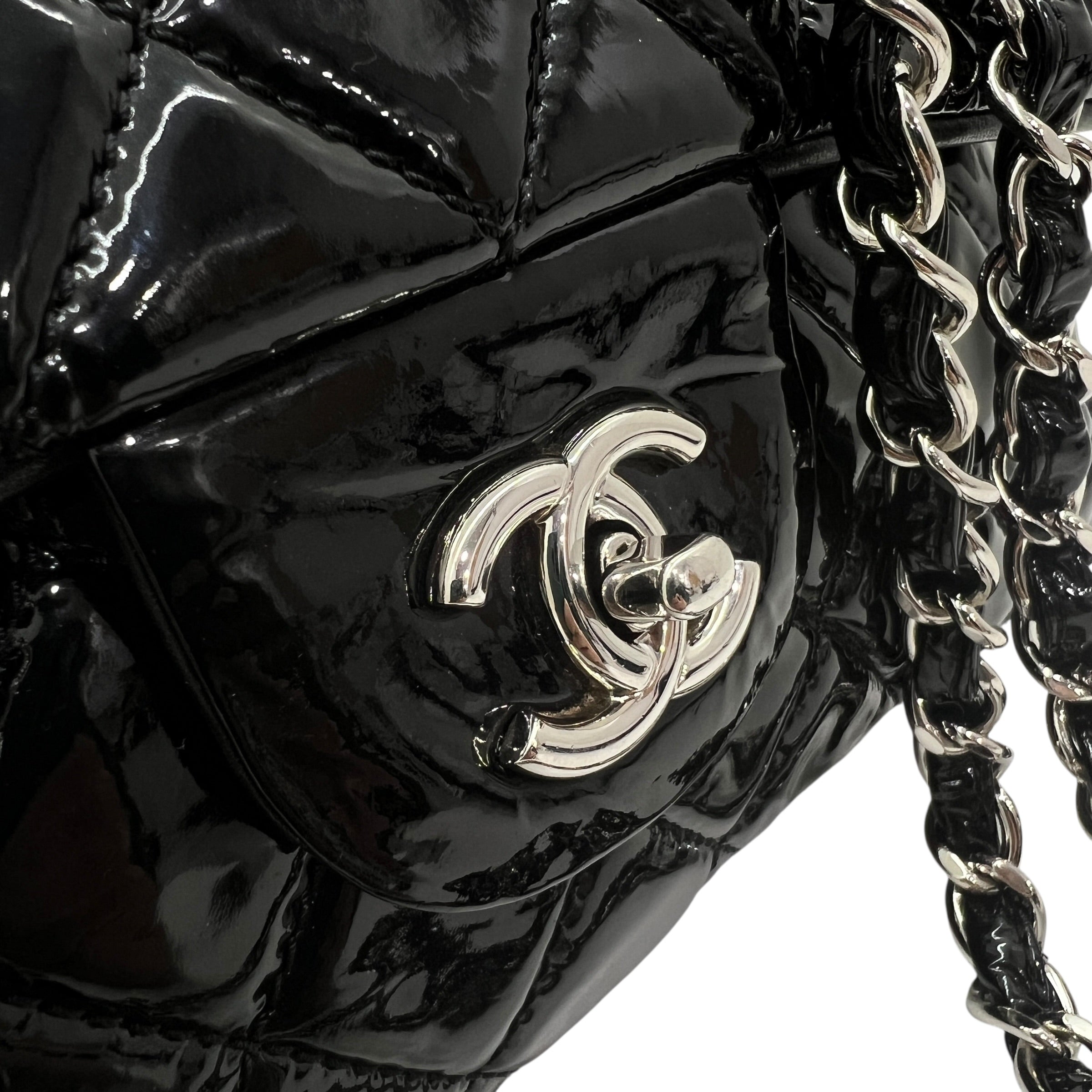 Timeless Classique Grande Single Flap Vernice