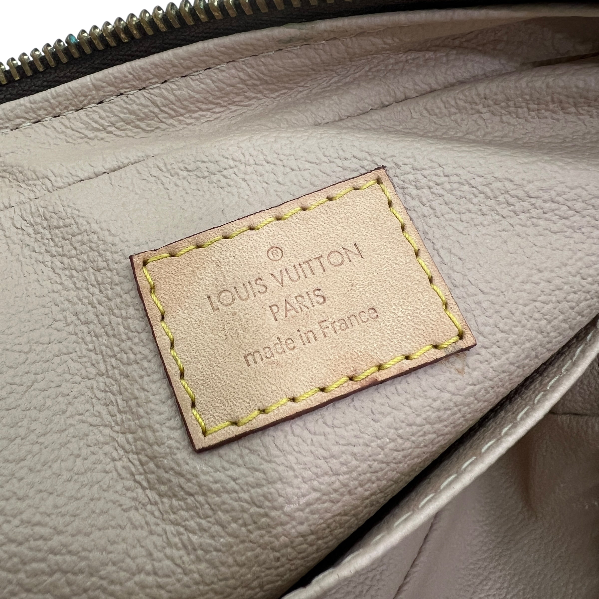 Trousse Toilette 23 Monogram