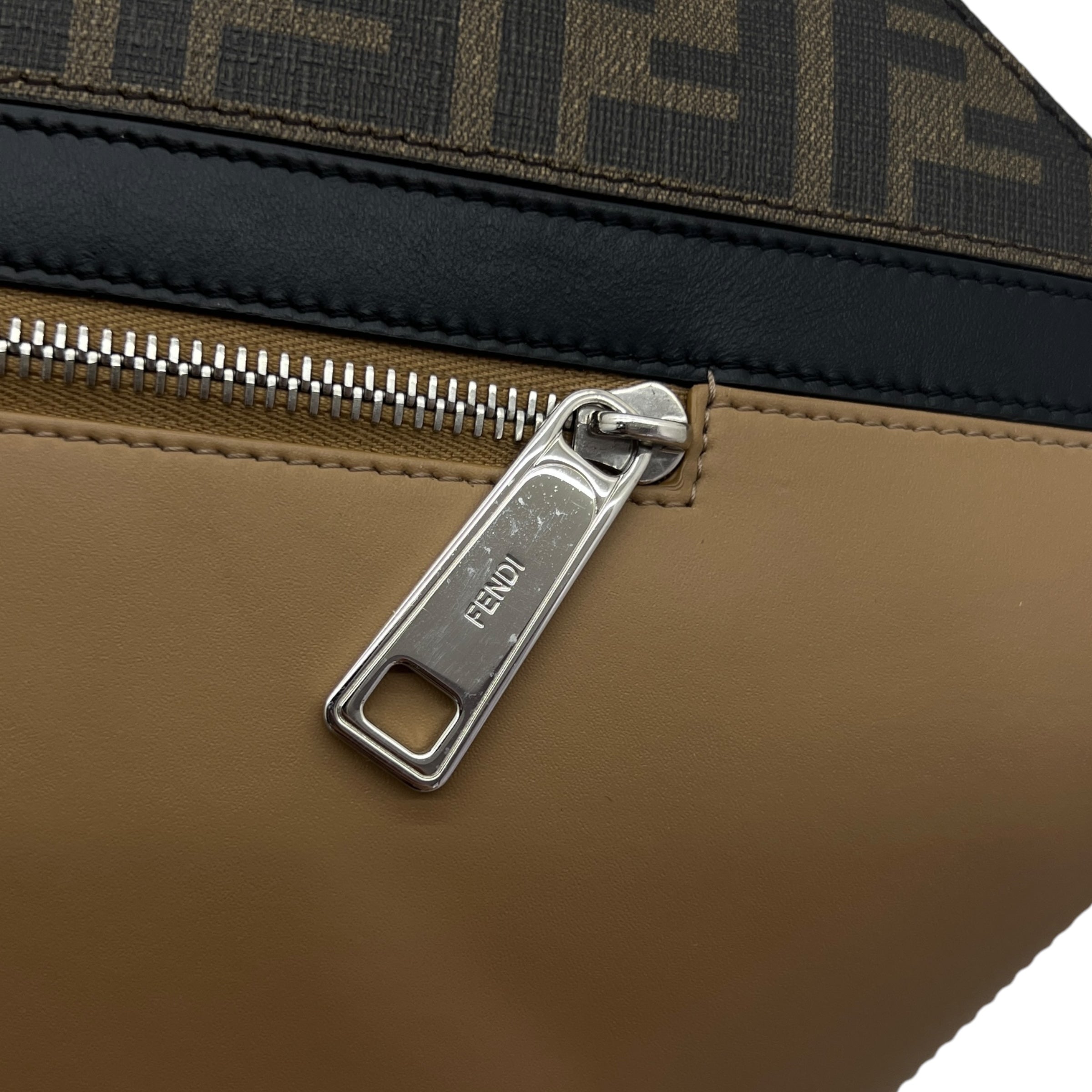 FENDI BORSA MESSENGER FENDI DIAGONAL