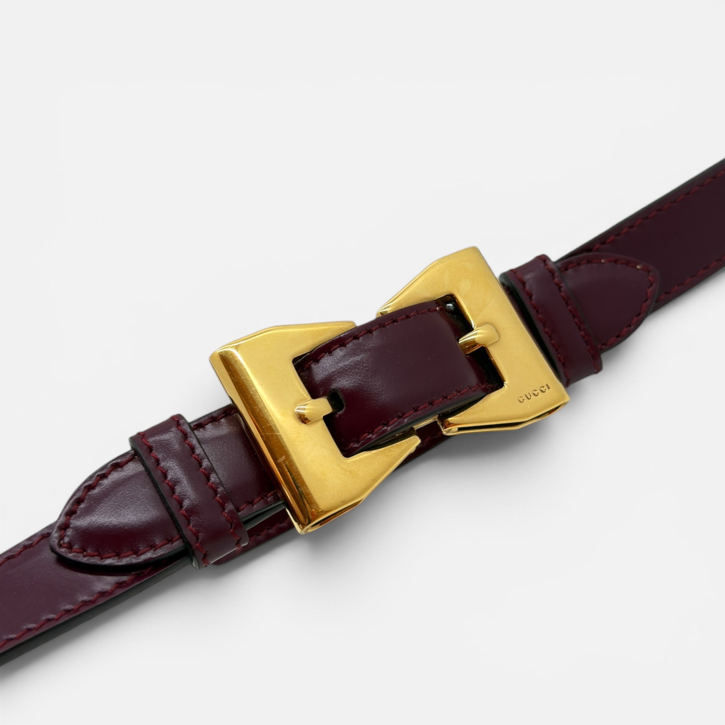 Cintura in vernice bordeaux taglia 90