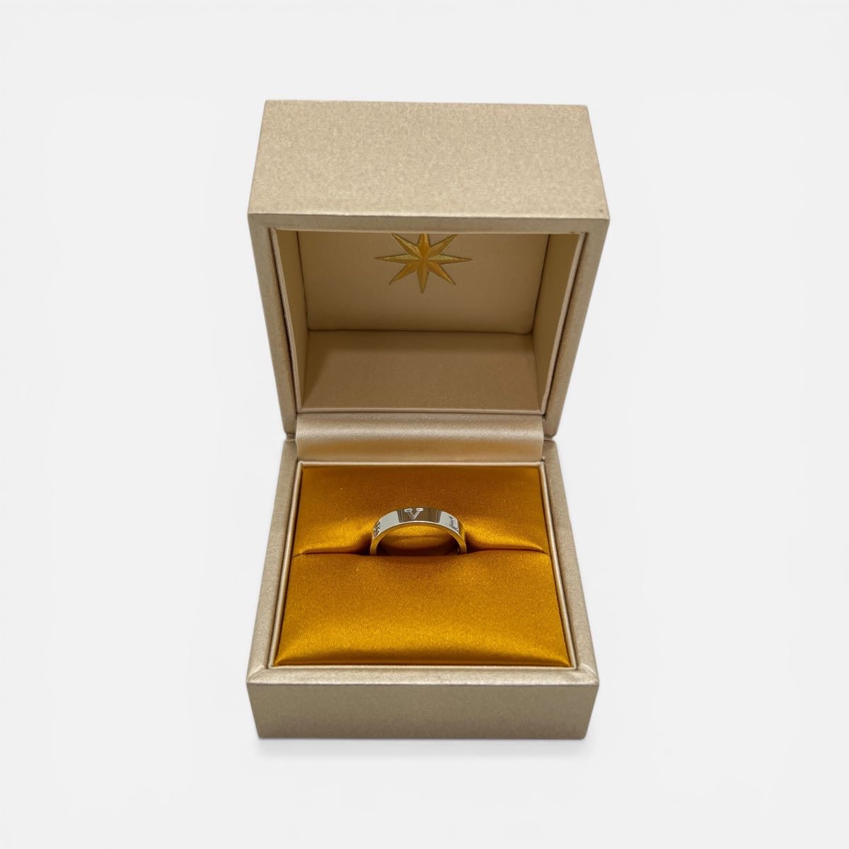 B.zero1 anello in oro bianco