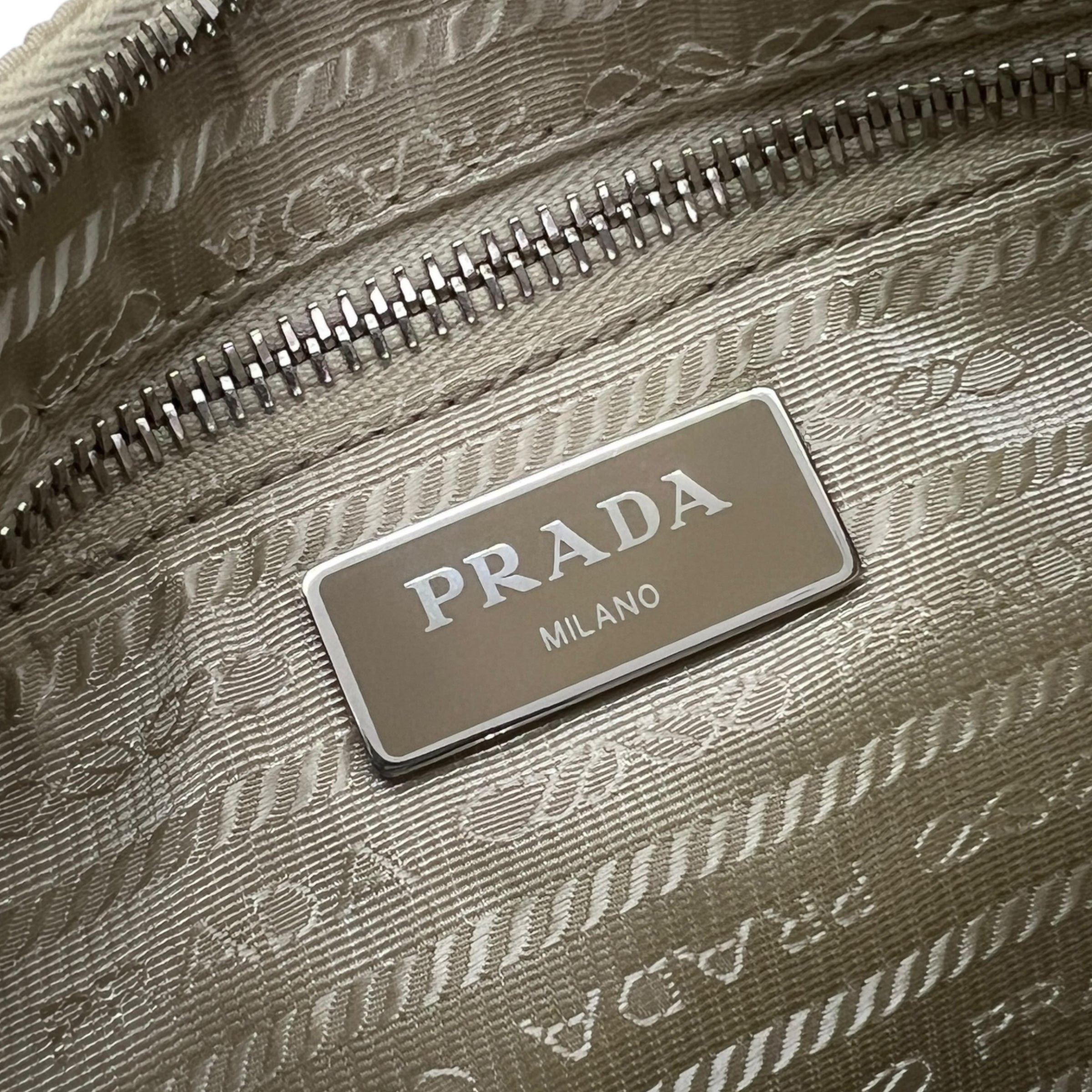 Prada borsa in Re-Nylon imbottito