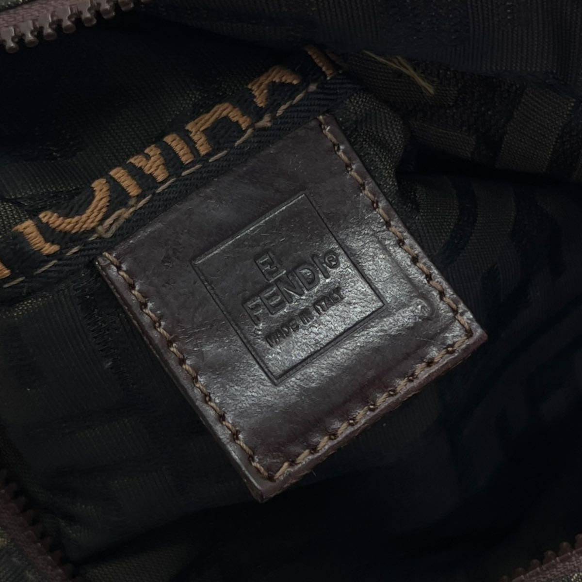 FENDI BORSA A MANO PICCOLA IN TESSUTO FF