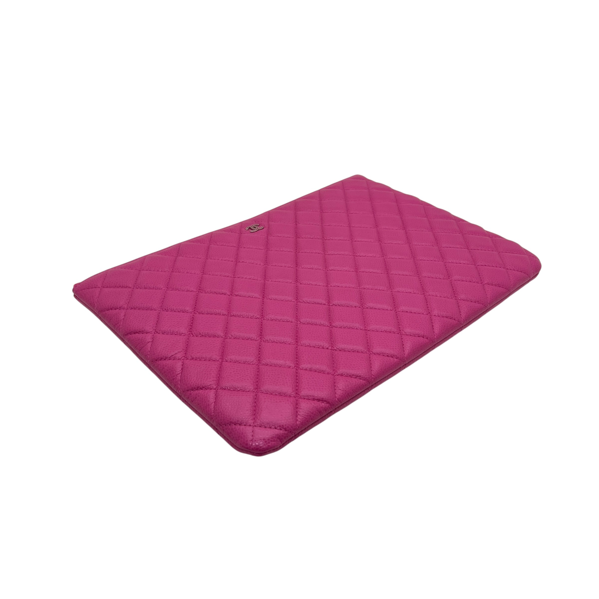 CHANEL POCHETTE GRANDE FUCSIA