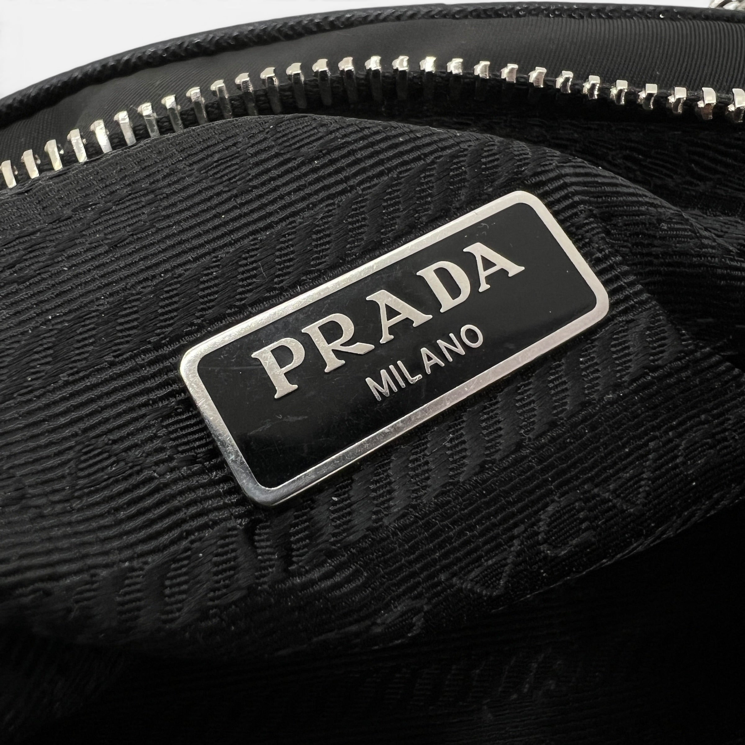 Borsa Re-Edition 2005 in Re-Nylon e Saffiano