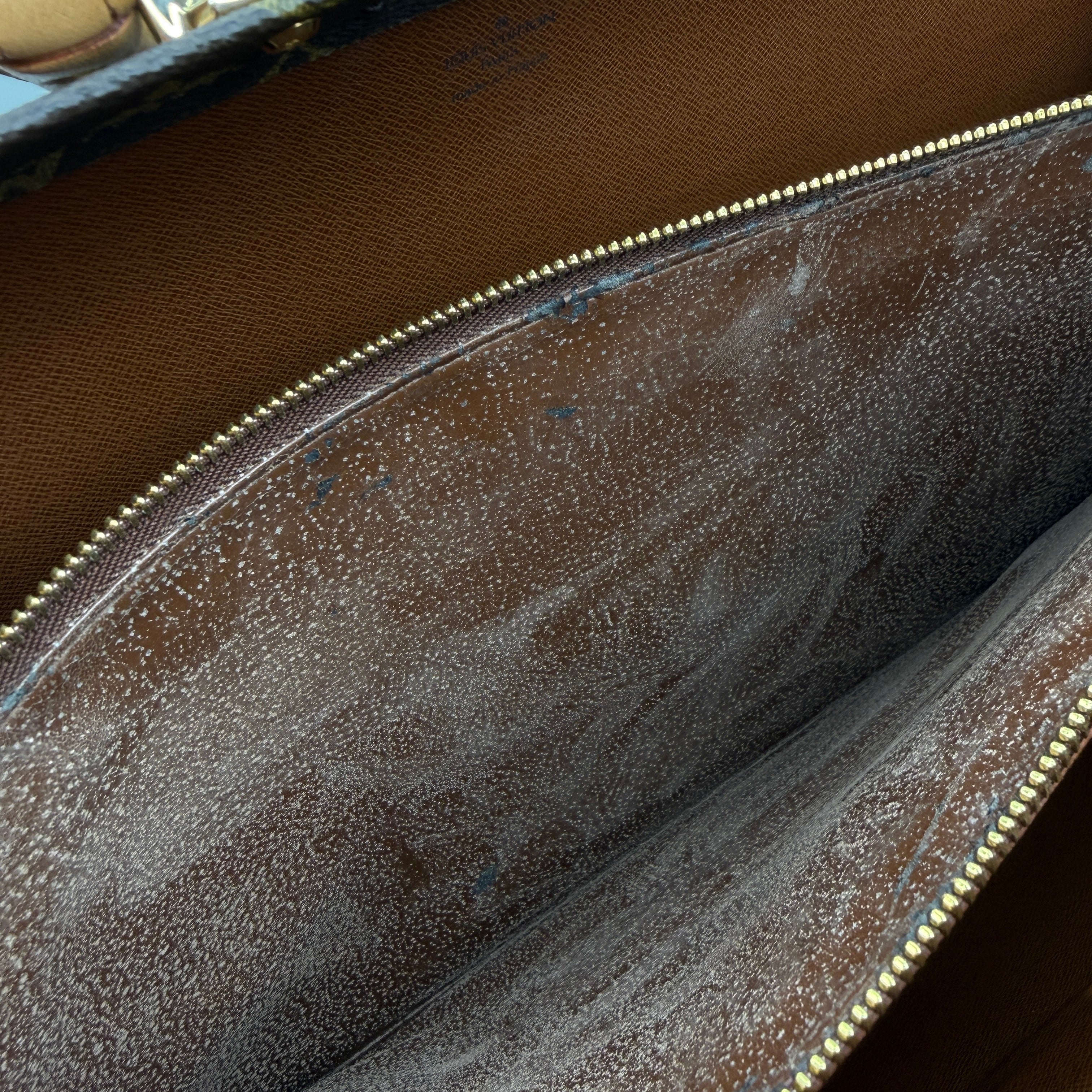 Cartella Monogram Serviette Fermoir