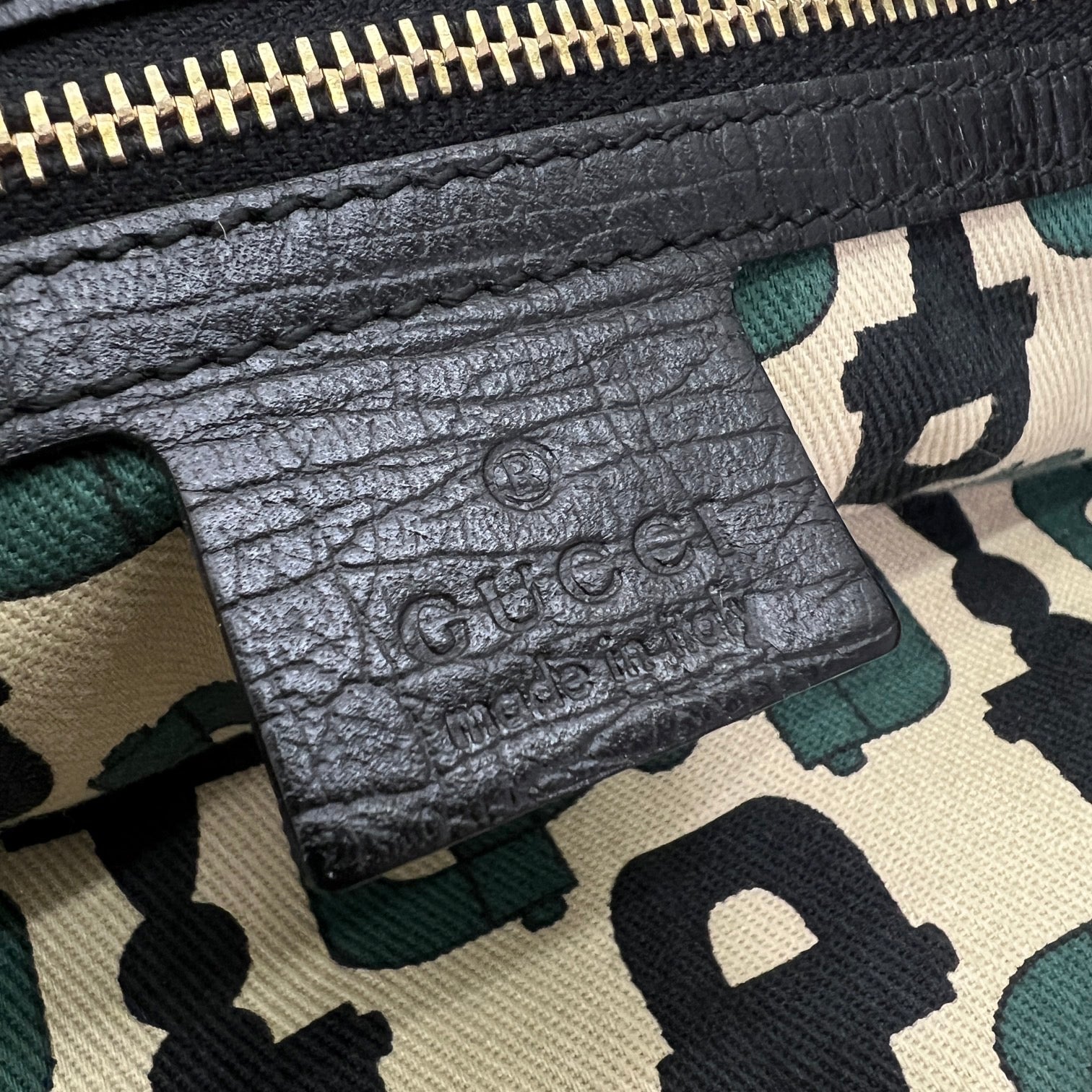 GUCCI BORSA A SHOPPING VERTICALE