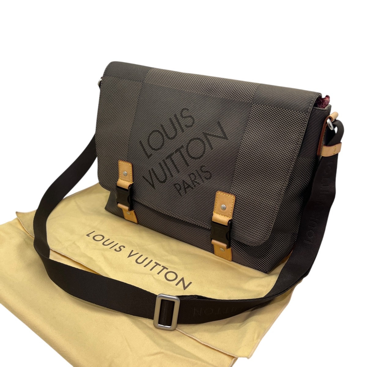 LOUIS VUITTON TRACOLLA MESSENGER GEANT