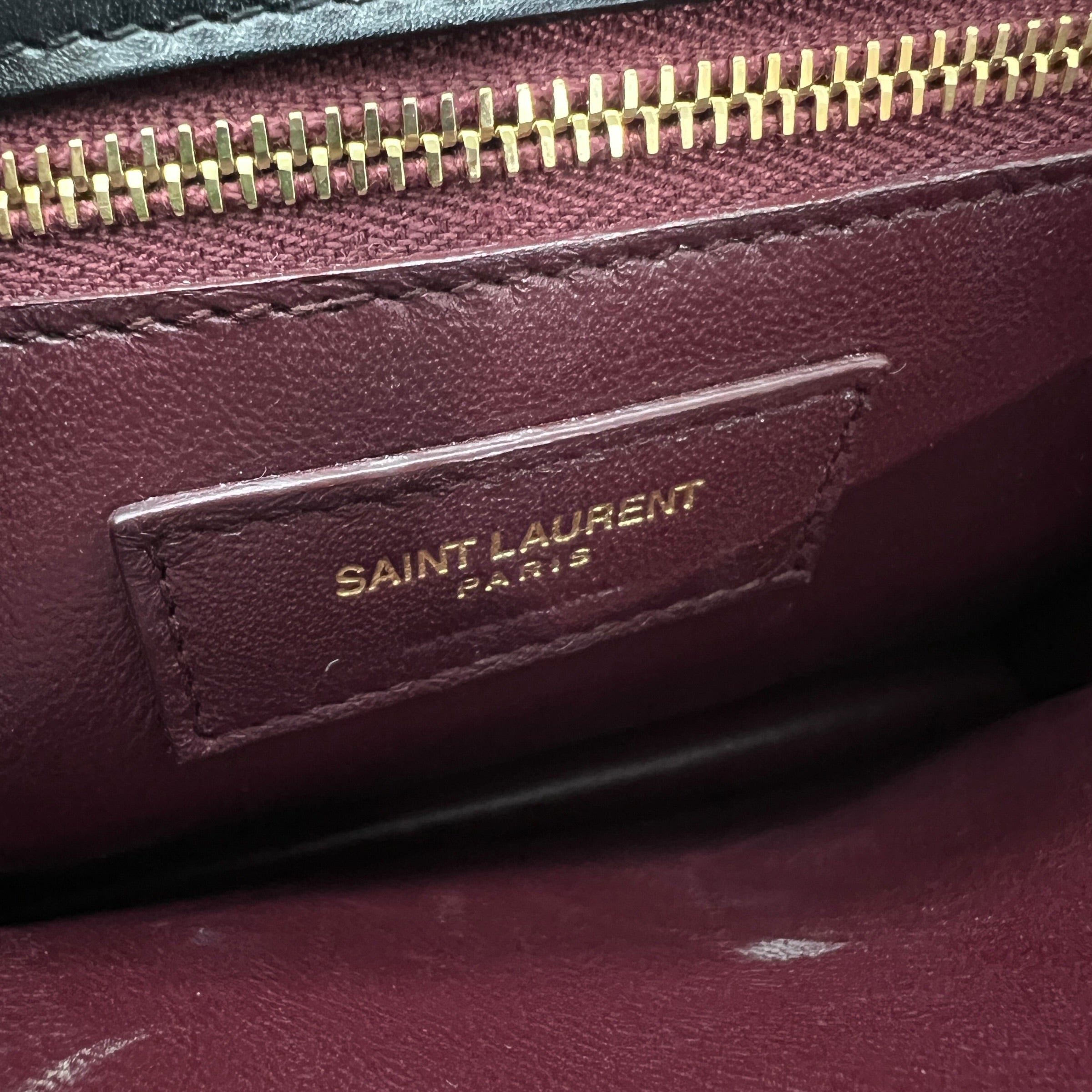 Cassandra a tracolla in velluto