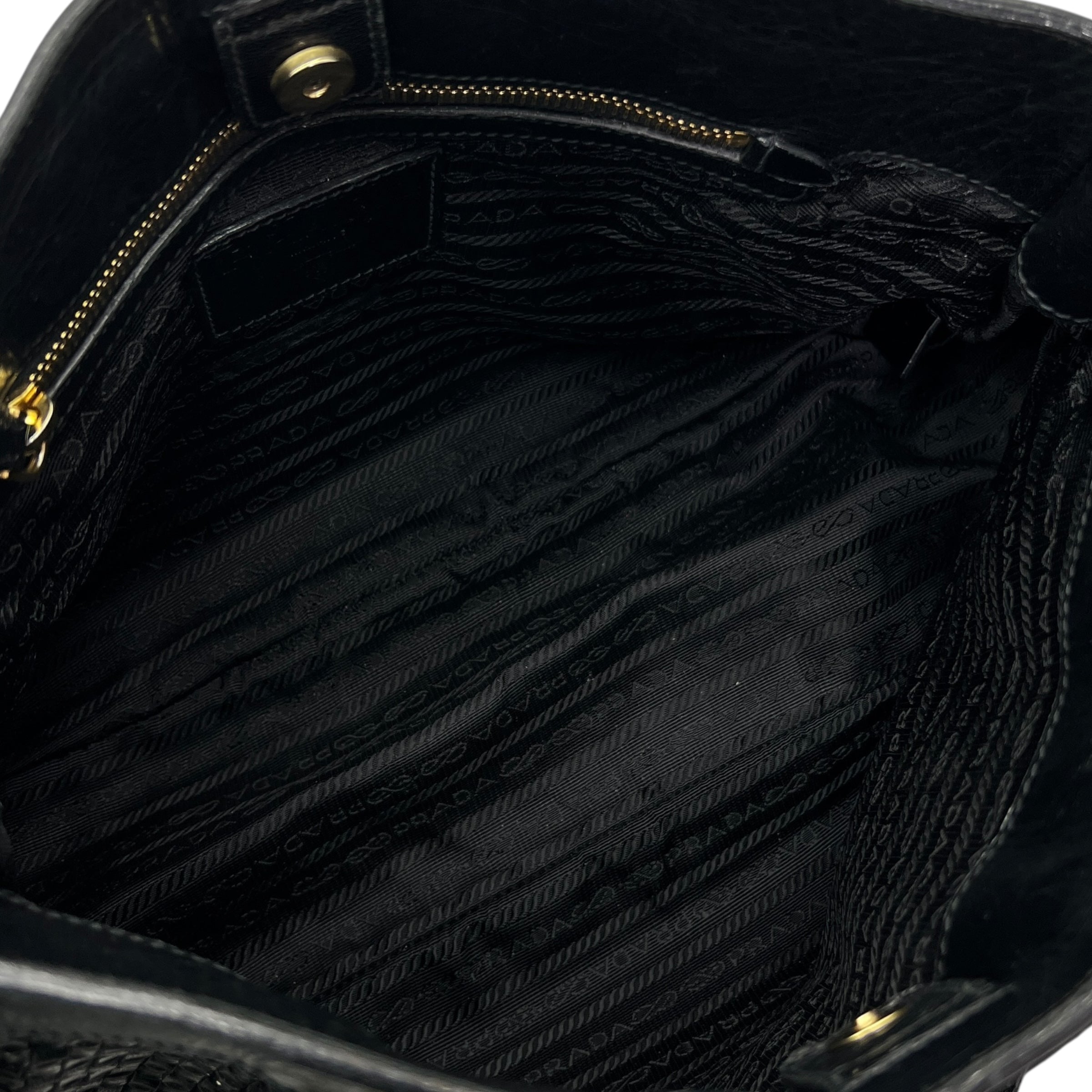 Borsa in pelle intrecciata