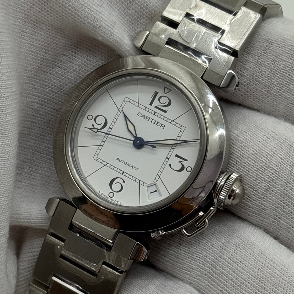 Pasha C Midsize 35 mm 2324 (NOS)