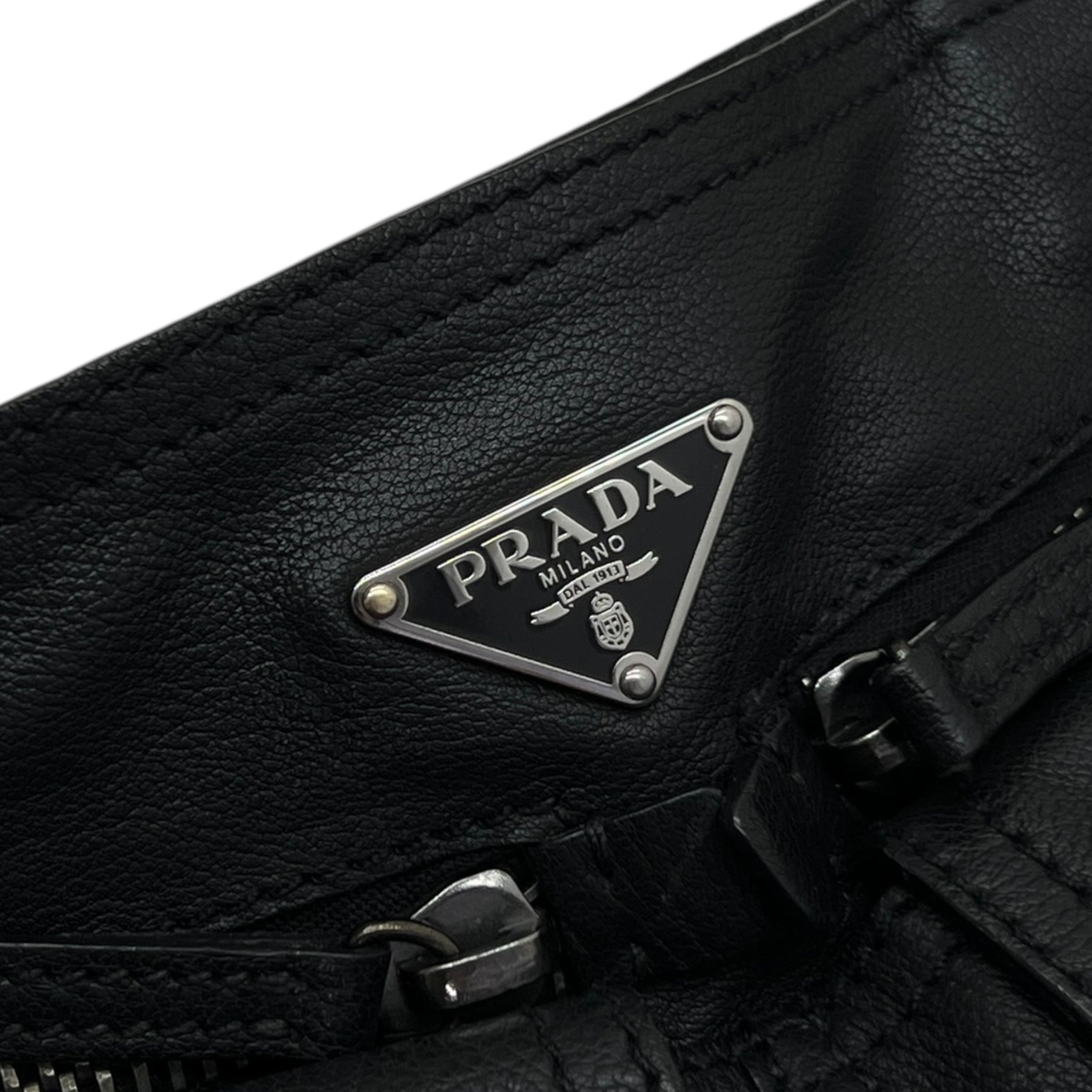 PRADA BORSA SHOPPING IN PELLE