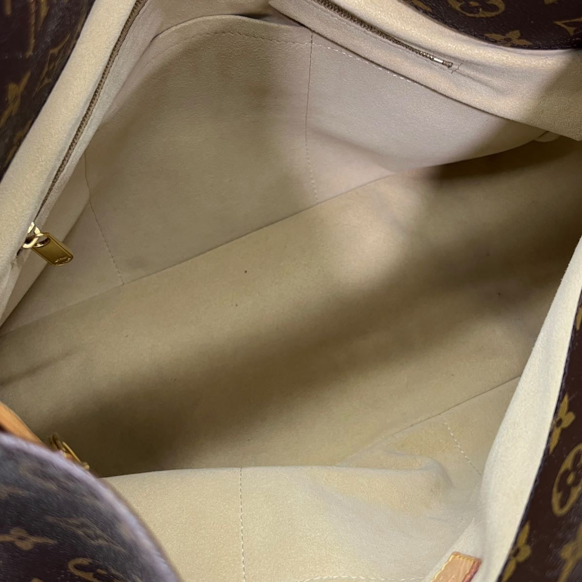 LOUIS VUITTON ARTSY MM MONOGRAM