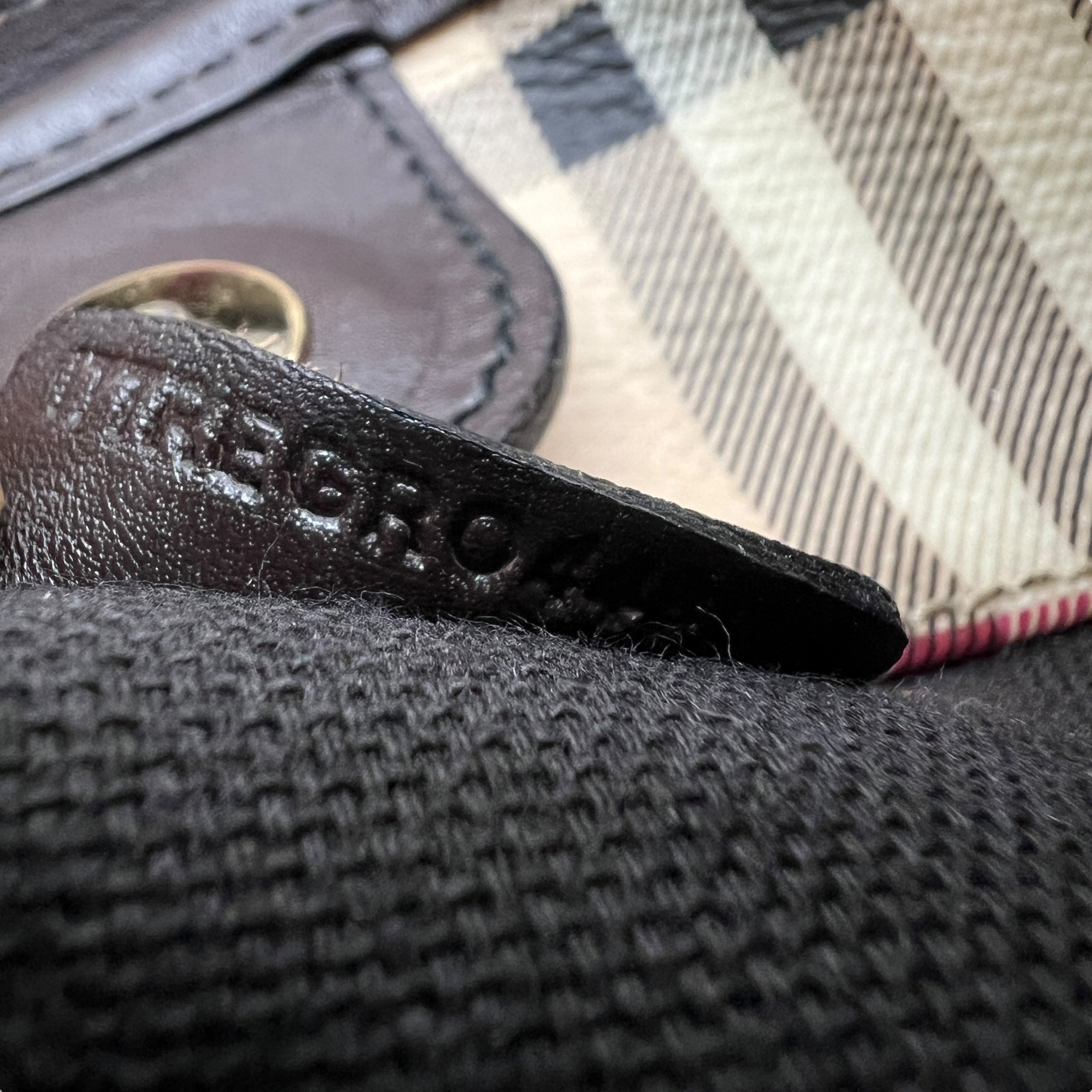Borsa Shopping Canterbury Haymarket Check
