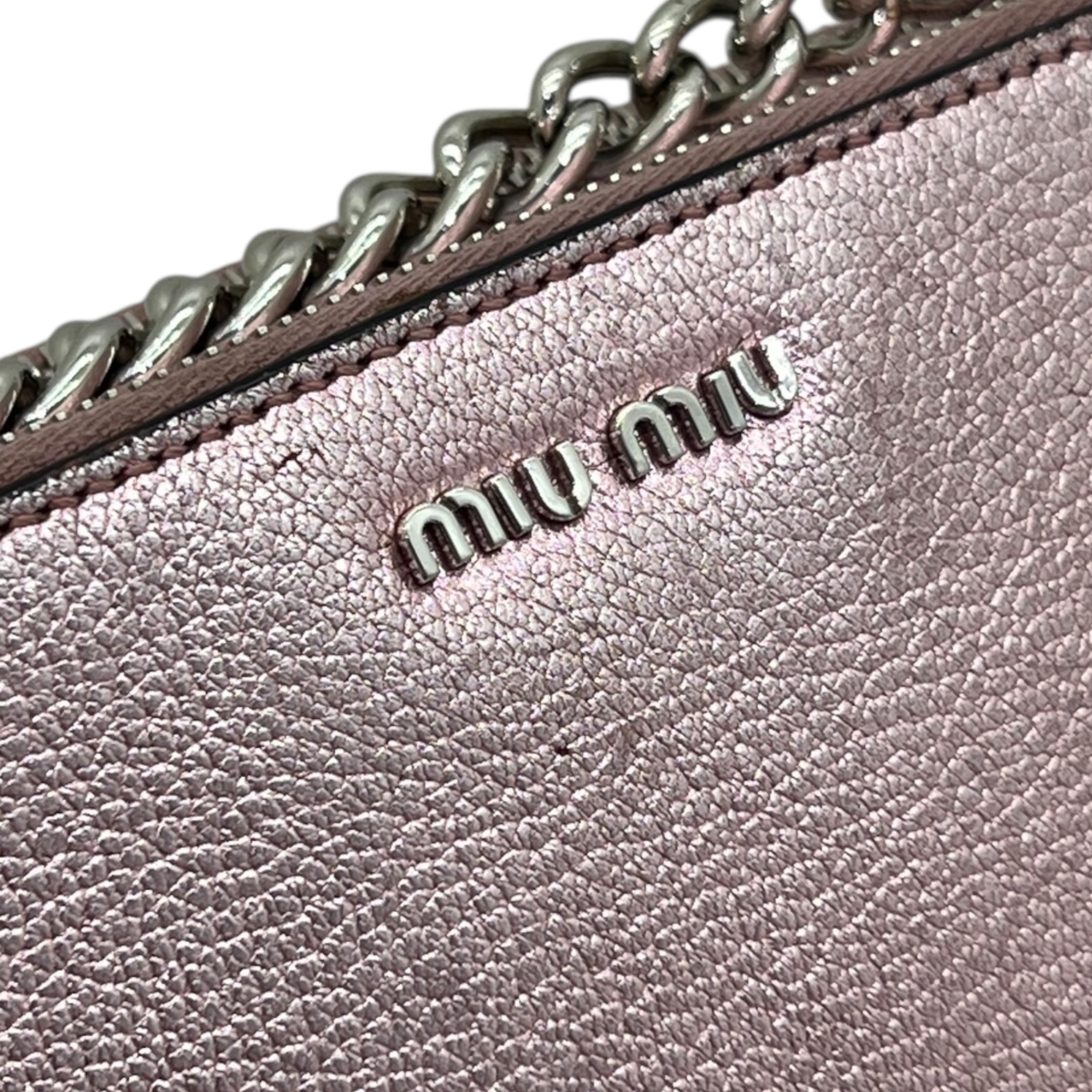 Miu Miu camera bag in pelle