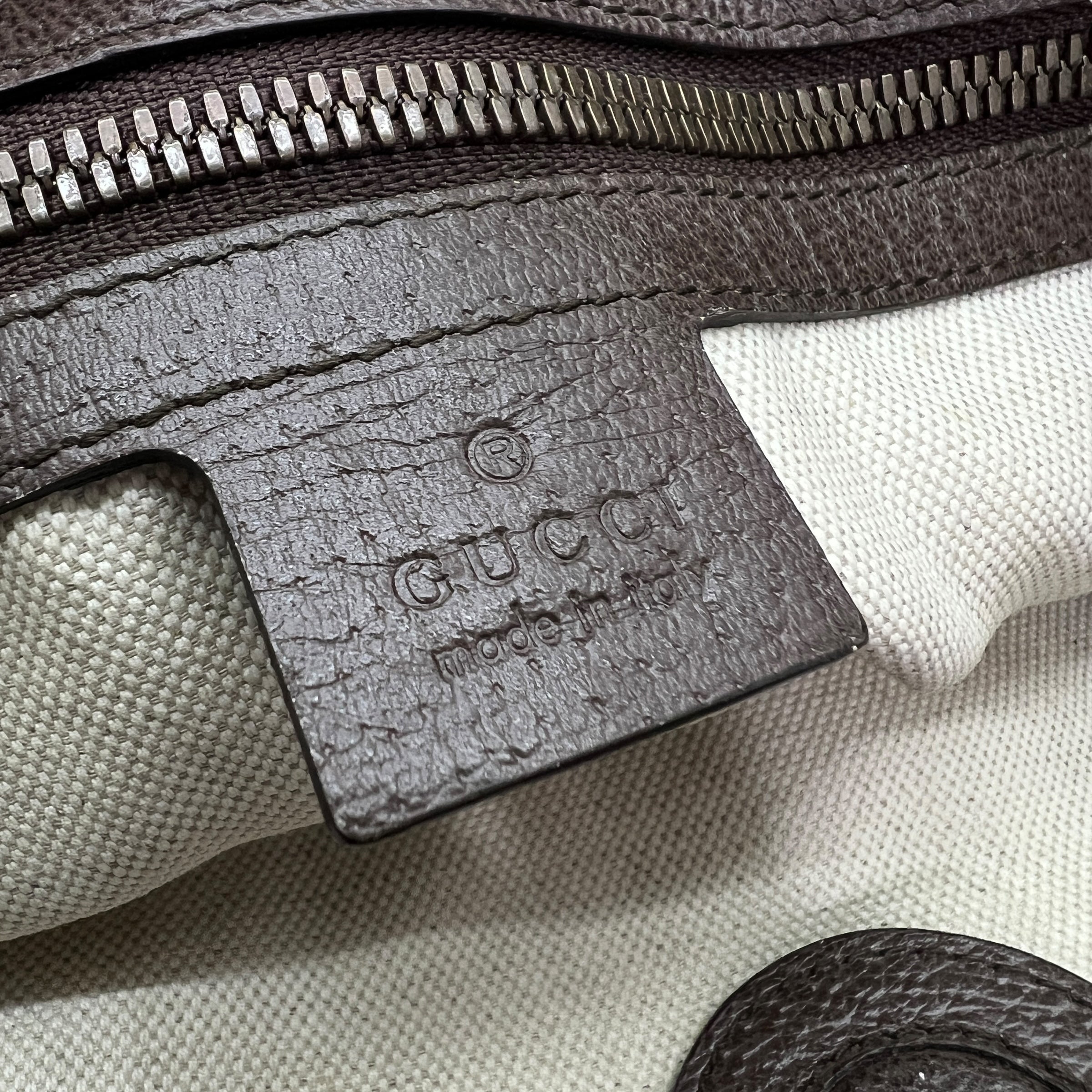Gucci borsa shopping con tracolla