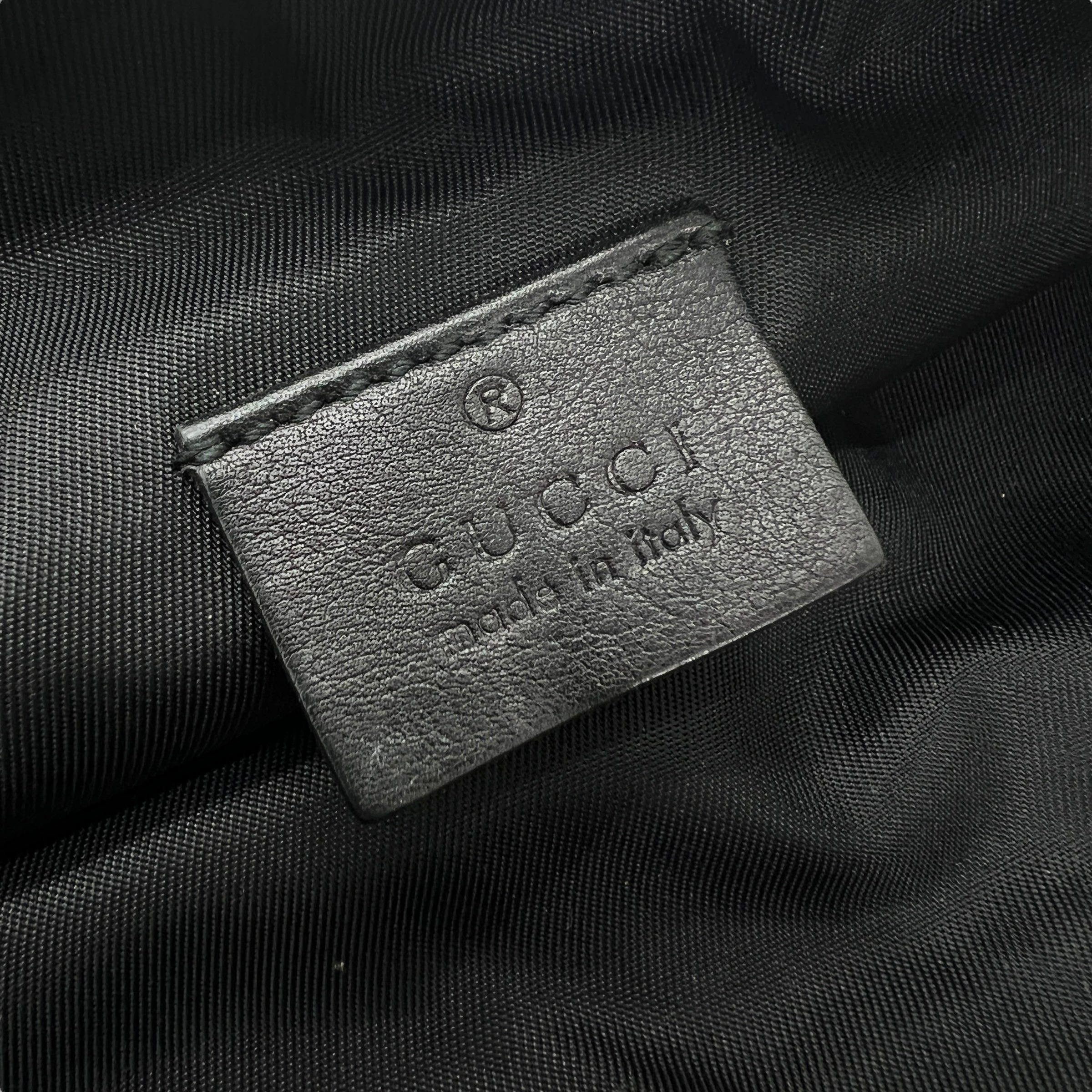 Pochette in pelle GG