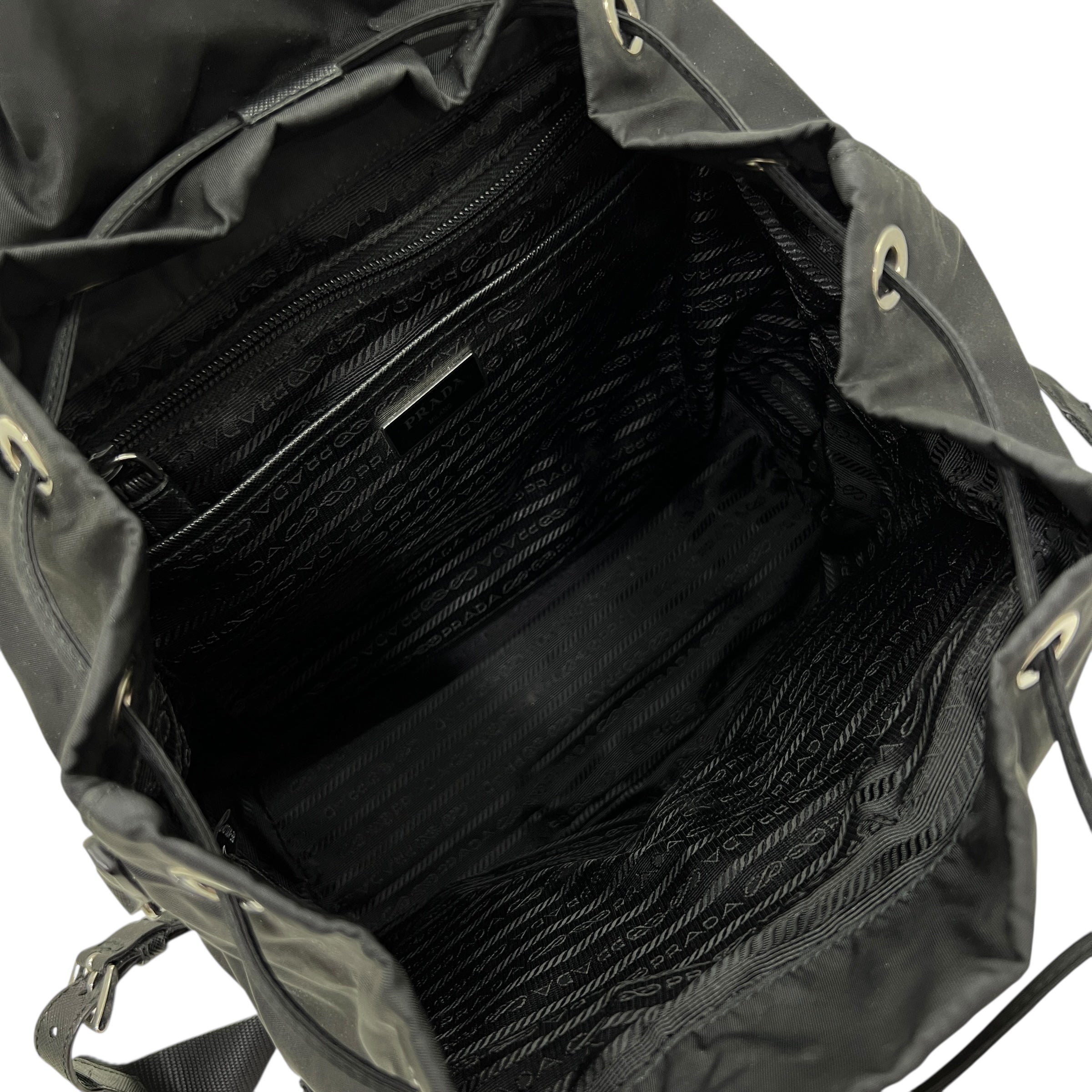Zaino Medium in Re- Nylon e Saffiano