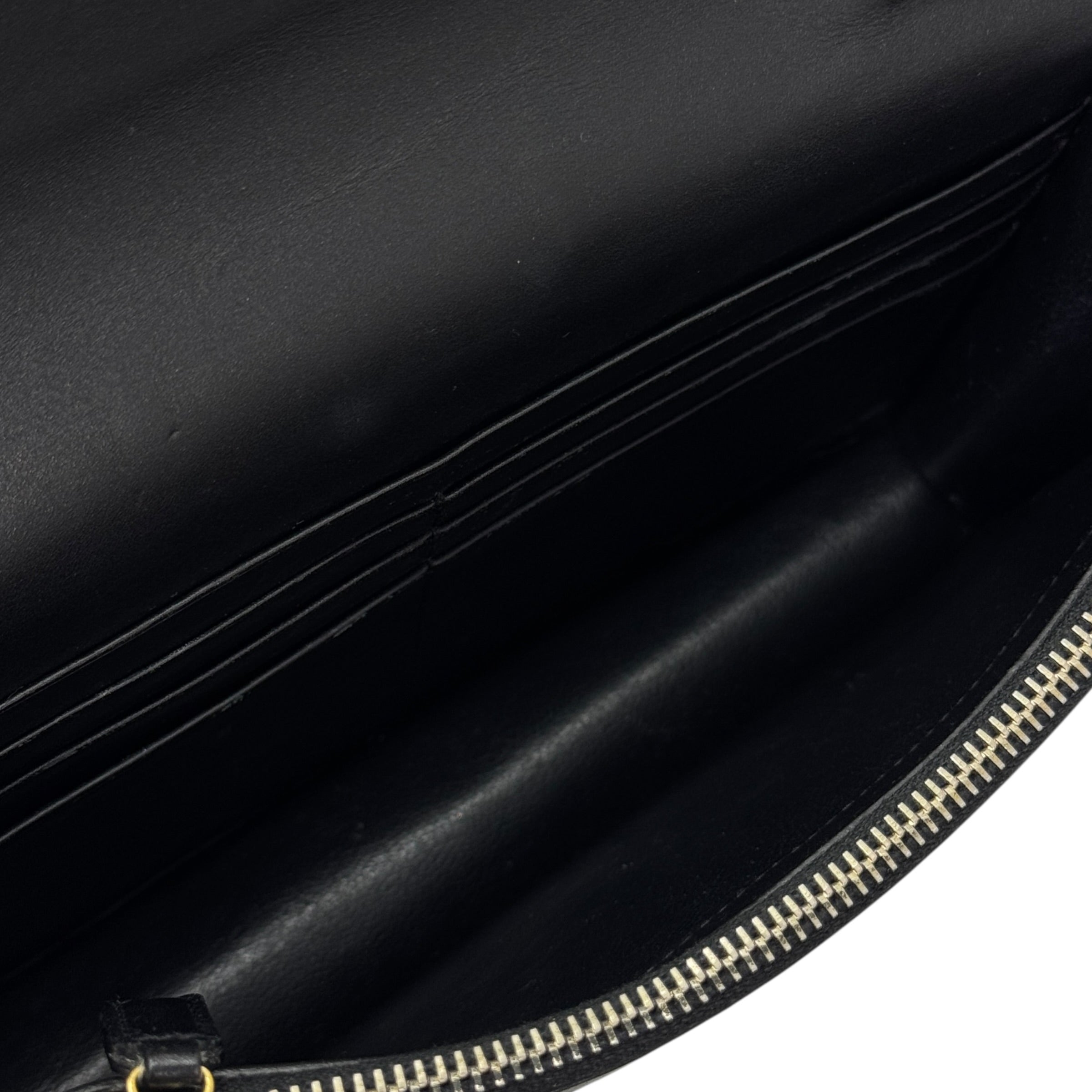 Kate Small con nappina in pelle liscia